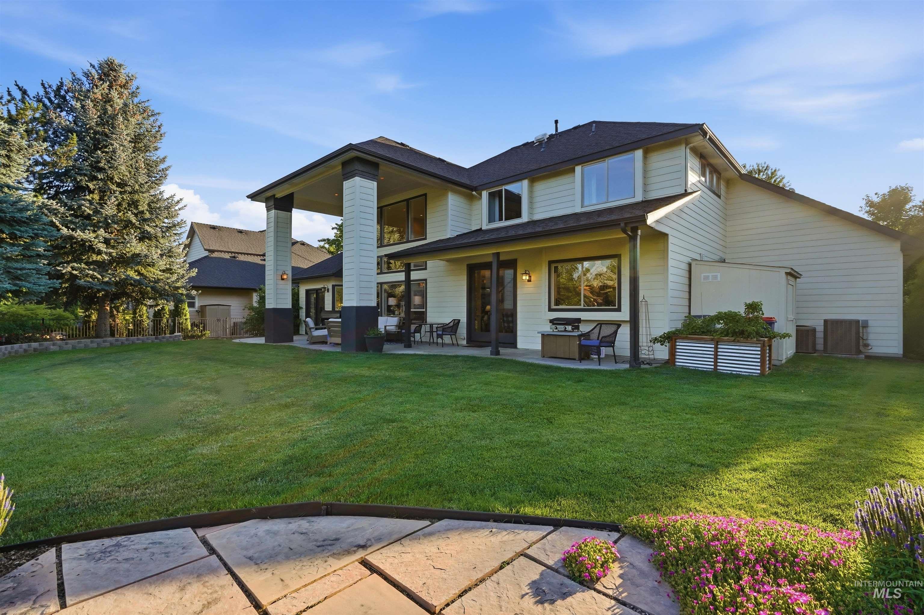 1100 S Arbor Island Way, Eagle, Idaho 83616, 4 Bedrooms, 3 Bathrooms, Residential For Sale, Price $1,325,000,MLS 98991856