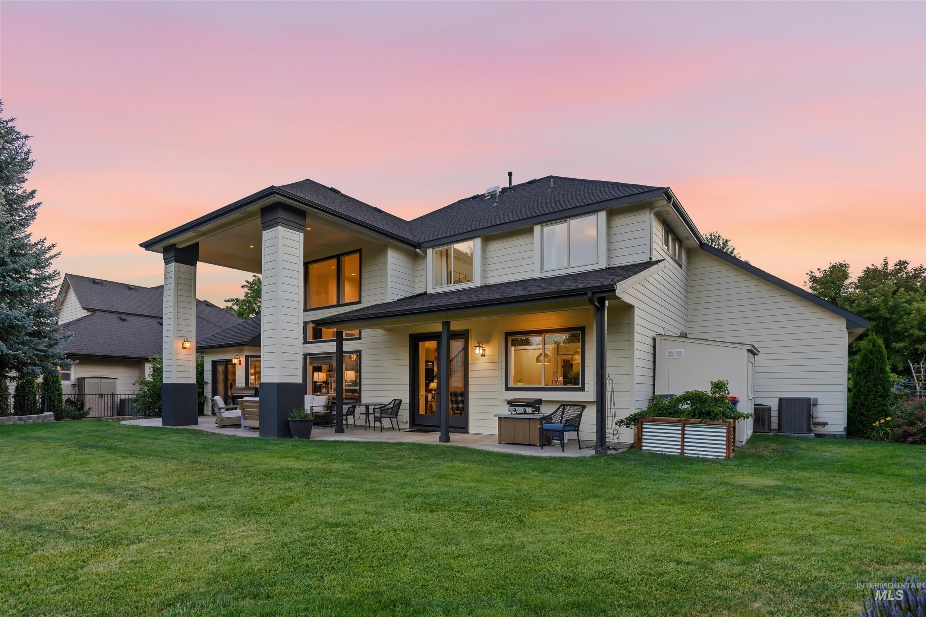 1100 S Arbor Island Way, Eagle, Idaho 83616, 4 Bedrooms, 3 Bathrooms, Residential For Sale, Price $1,325,000,MLS 98991856