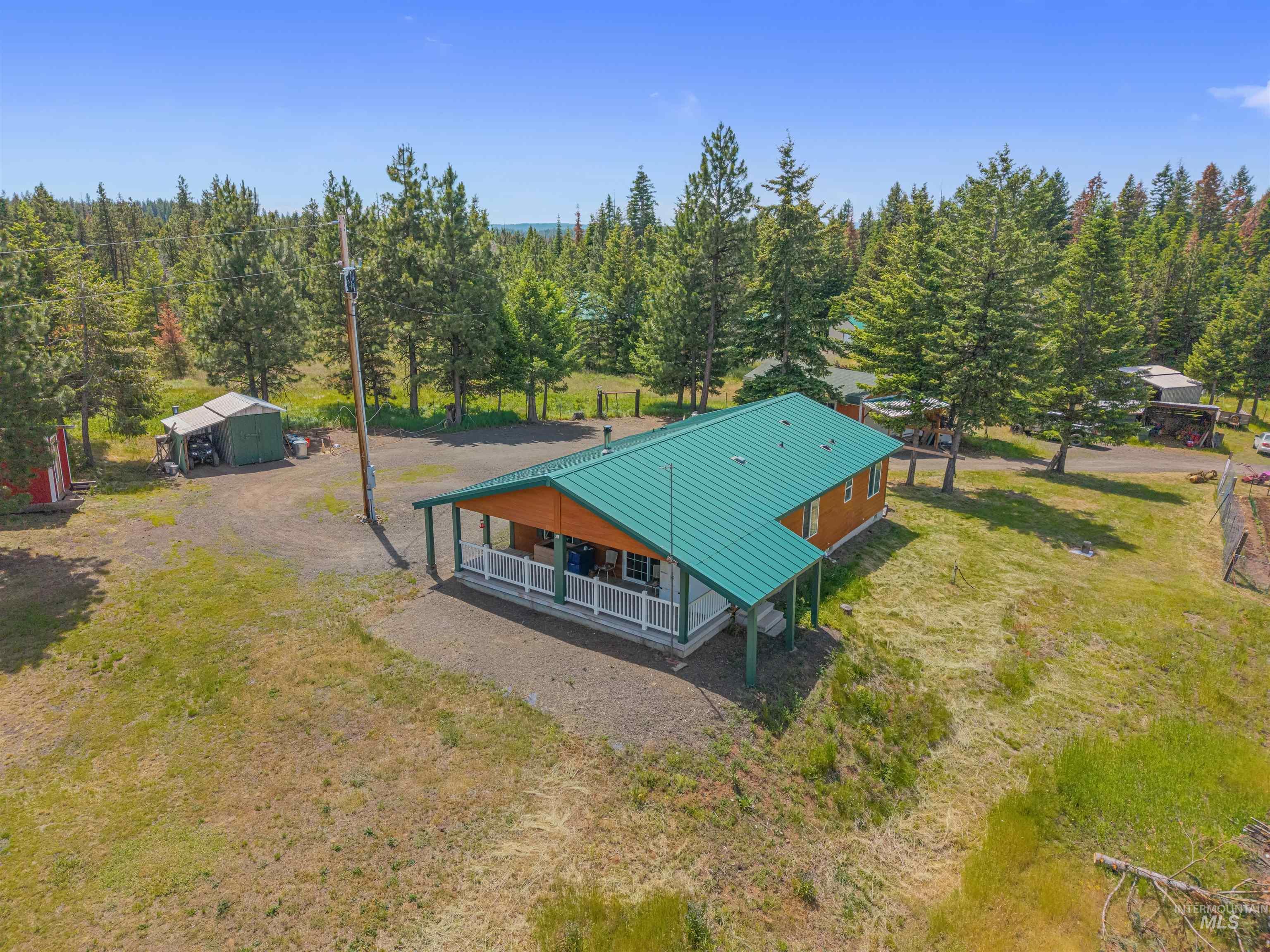 43874 Yellow Pine Avenue, Winchester, Idaho 83555, 3 Bedrooms, 1.5 Bathrooms, Residential For Sale, Price $525,000,MLS 98991857