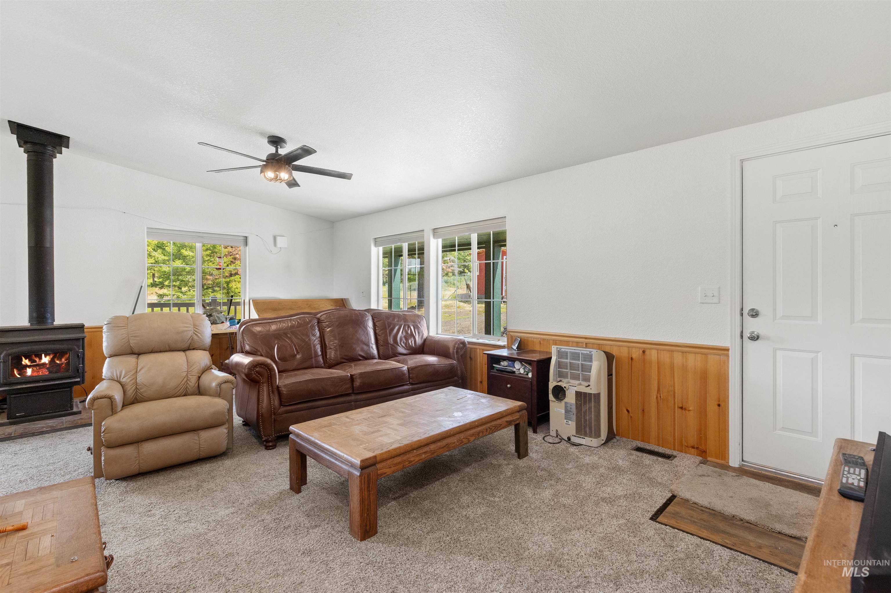 43874 Yellow Pine Avenue, Winchester, Idaho 83555, 3 Bedrooms, 1.5 Bathrooms, Residential For Sale, Price $525,000,MLS 98991857