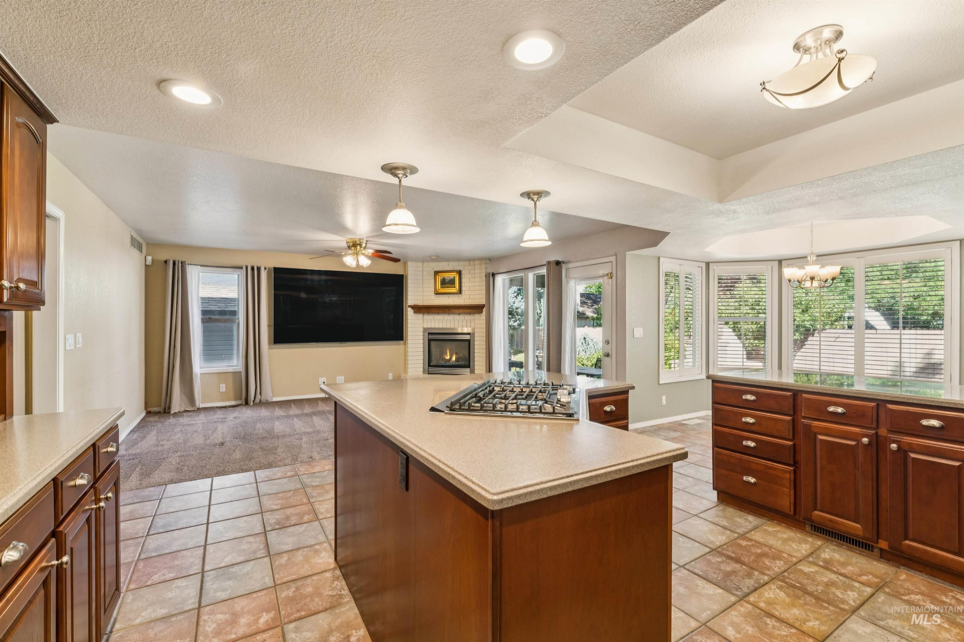 5108 N Samson, Boise, Idaho 83704, 3 Bedrooms, 3.5 Bathrooms, Residential For Sale, Price $649,000,MLS 98991865