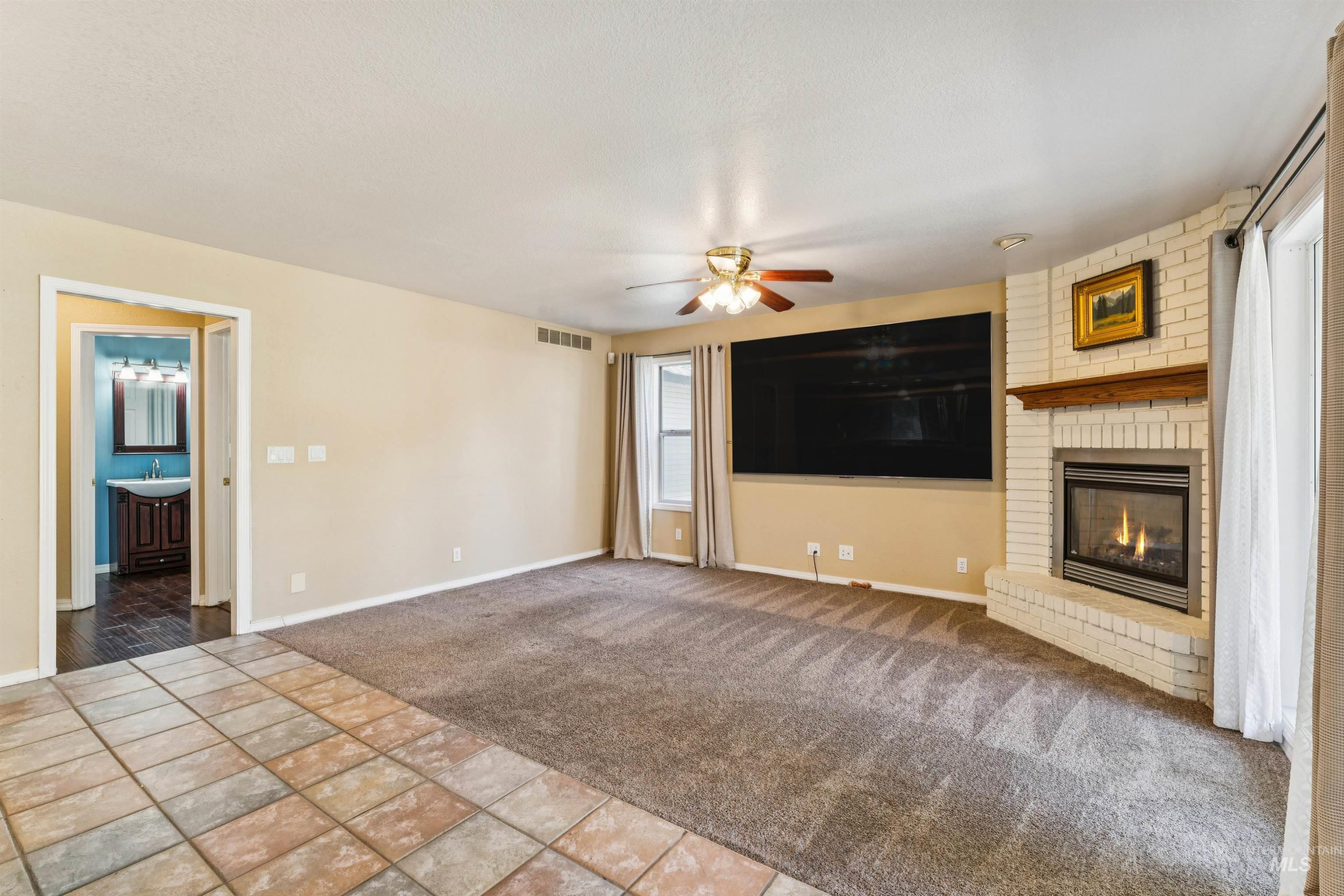 5108 N Samson, Boise, Idaho 83704, 3 Bedrooms, 3.5 Bathrooms, Residential For Sale, Price $649,000,MLS 98991865