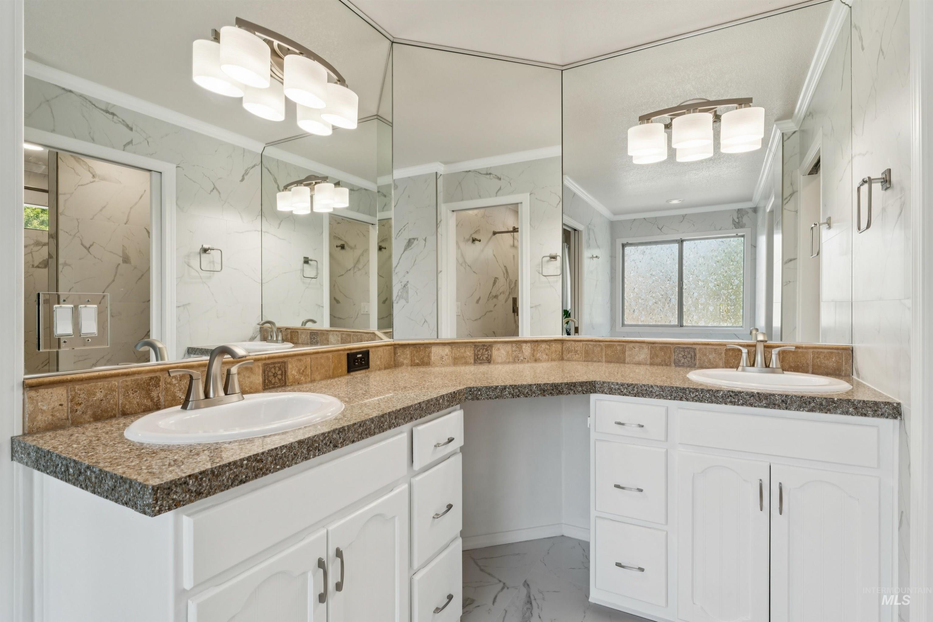 5108 N Samson, Boise, Idaho 83704, 3 Bedrooms, 3.5 Bathrooms, Residential For Sale, Price $675,000,MLS 98991865