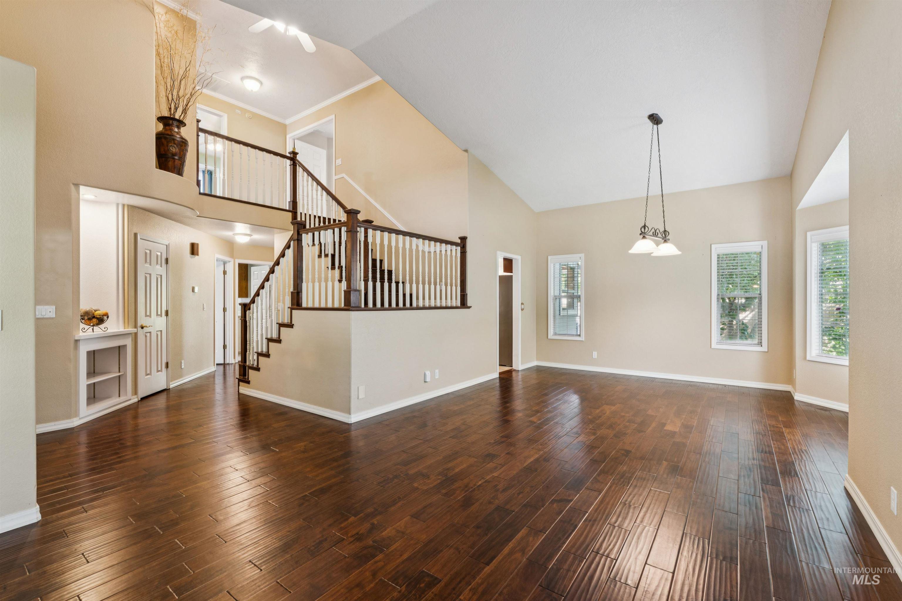 5108 N Samson, Boise, Idaho 83704, 3 Bedrooms, 3.5 Bathrooms, Residential For Sale, Price $649,000,MLS 98991865
