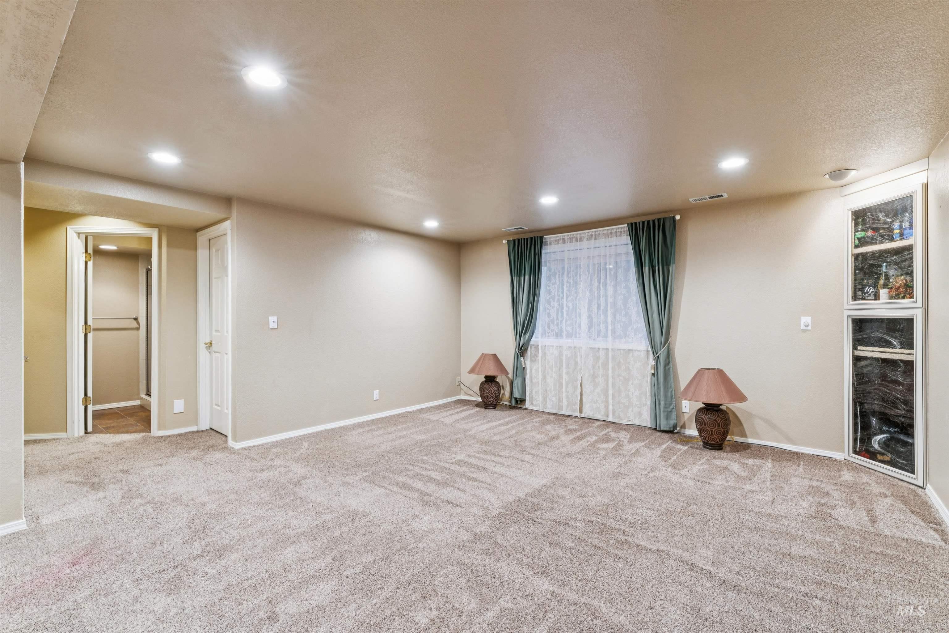 5108 N Samson, Boise, Idaho 83704, 3 Bedrooms, 3.5 Bathrooms, Residential For Sale, Price $649,000,MLS 98991865