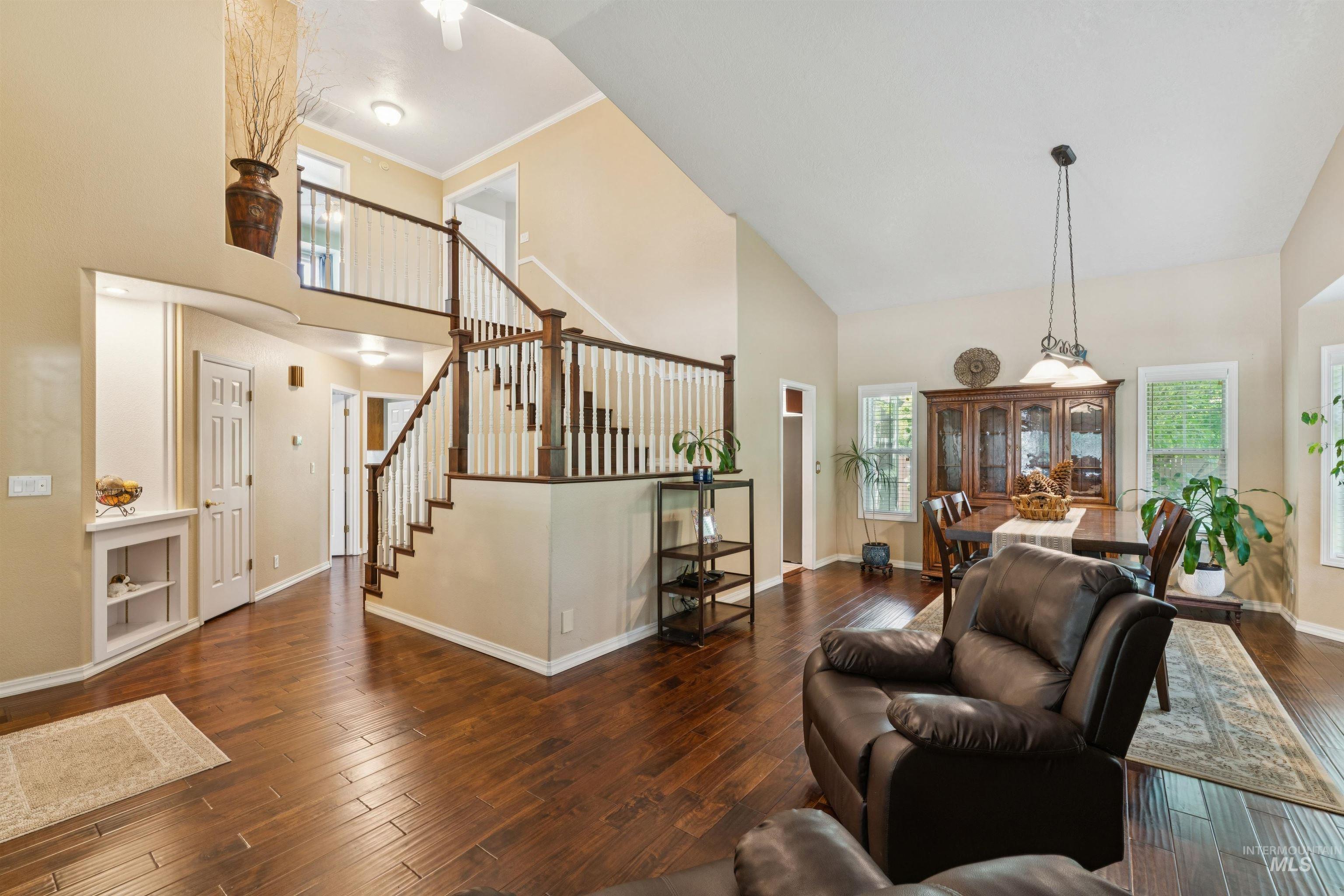 5108 N Samson, Boise, Idaho 83704, 3 Bedrooms, 3.5 Bathrooms, Residential For Sale, Price $675,000,MLS 98991865
