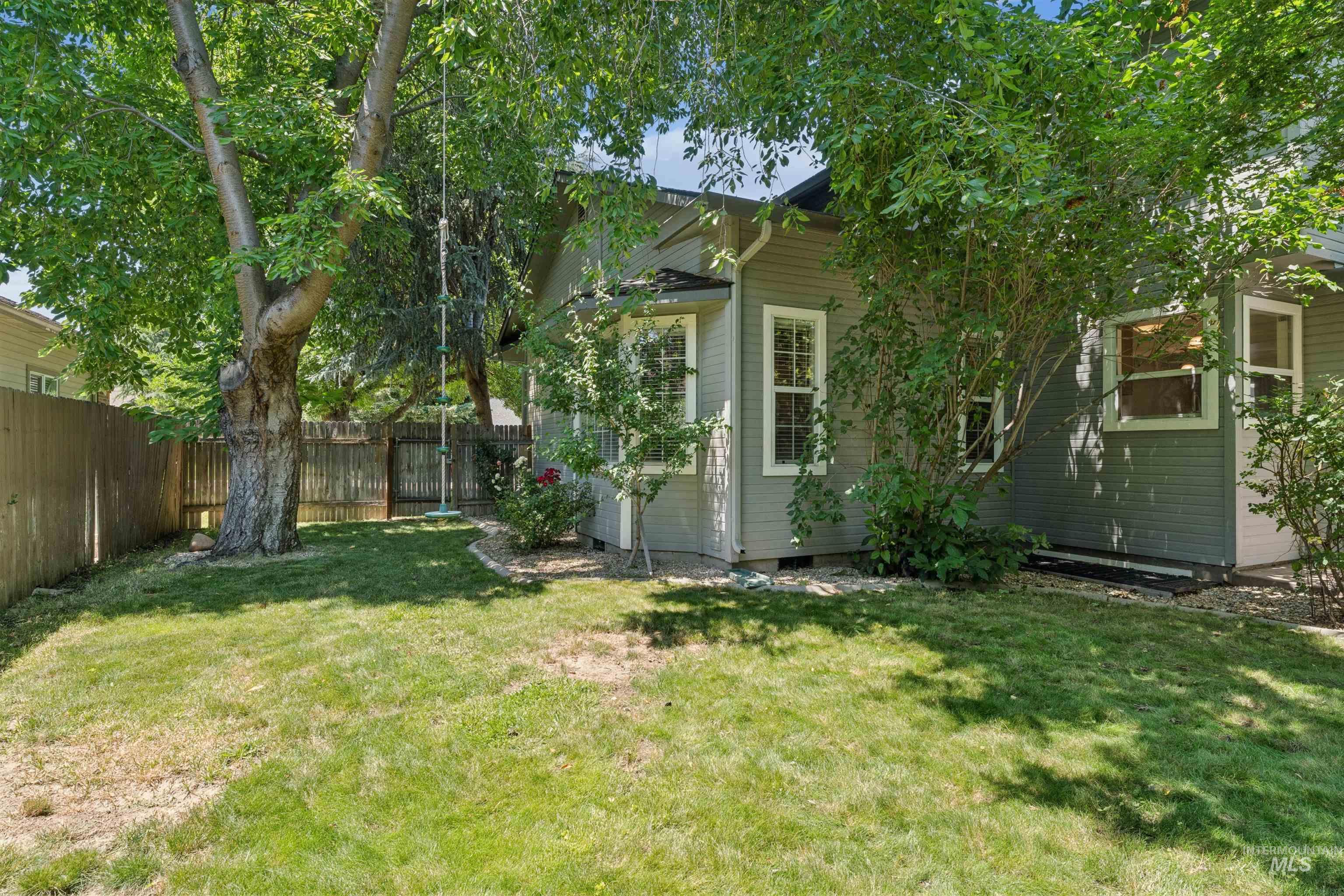 5108 N Samson, Boise, Idaho 83704, 3 Bedrooms, 3.5 Bathrooms, Residential For Sale, Price $675,000,MLS 98991865