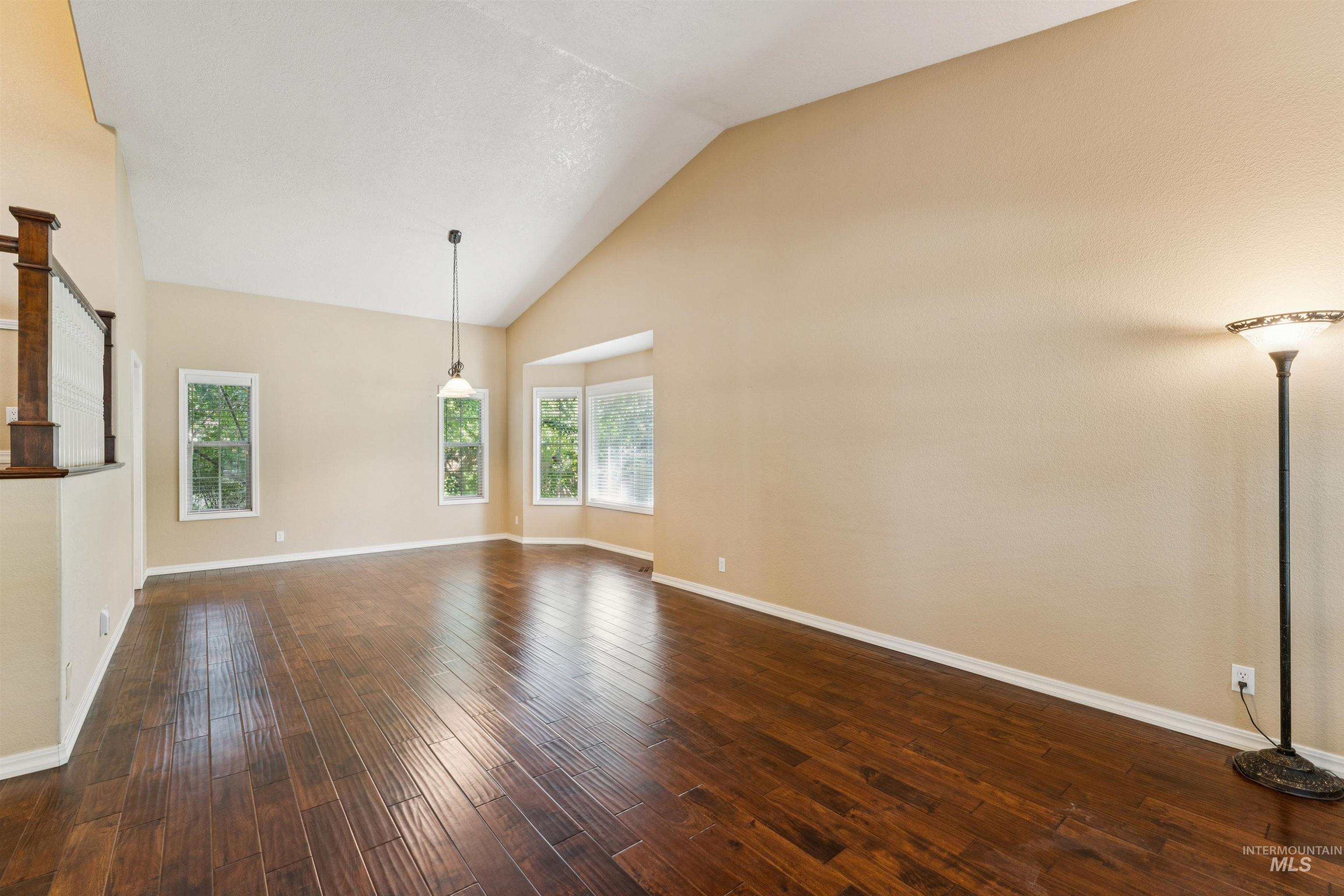 5108 N Samson, Boise, Idaho 83704, 3 Bedrooms, 3.5 Bathrooms, Residential For Sale, Price $649,000,MLS 98991865