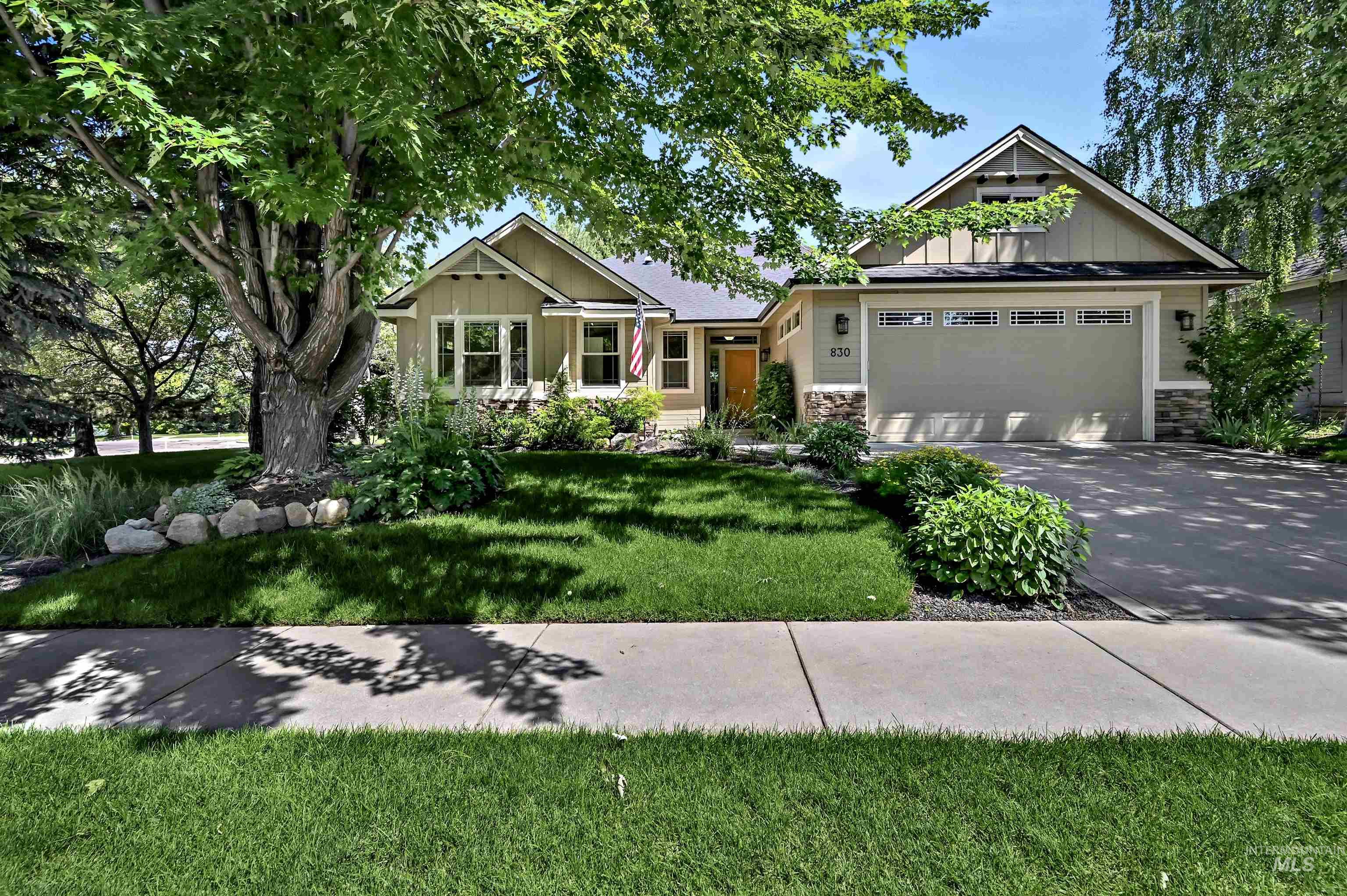 830 E Thunderbird Court, Eagle, Idaho 83616, 3 Bedrooms, 2 Bathrooms, Residential For Sale, Price $650,000, 98991869