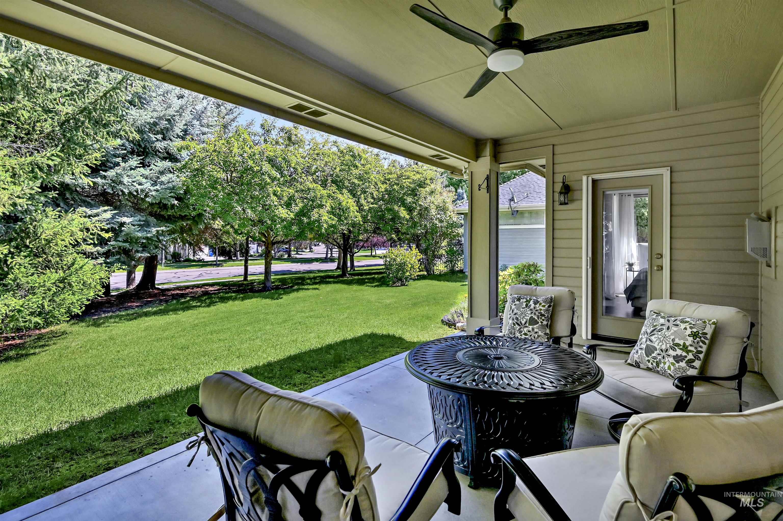 830 E Thunderbird Court, Eagle, Idaho 83616, 3 Bedrooms, 2 Bathrooms, Residential For Sale, Price $650,000, 98991869