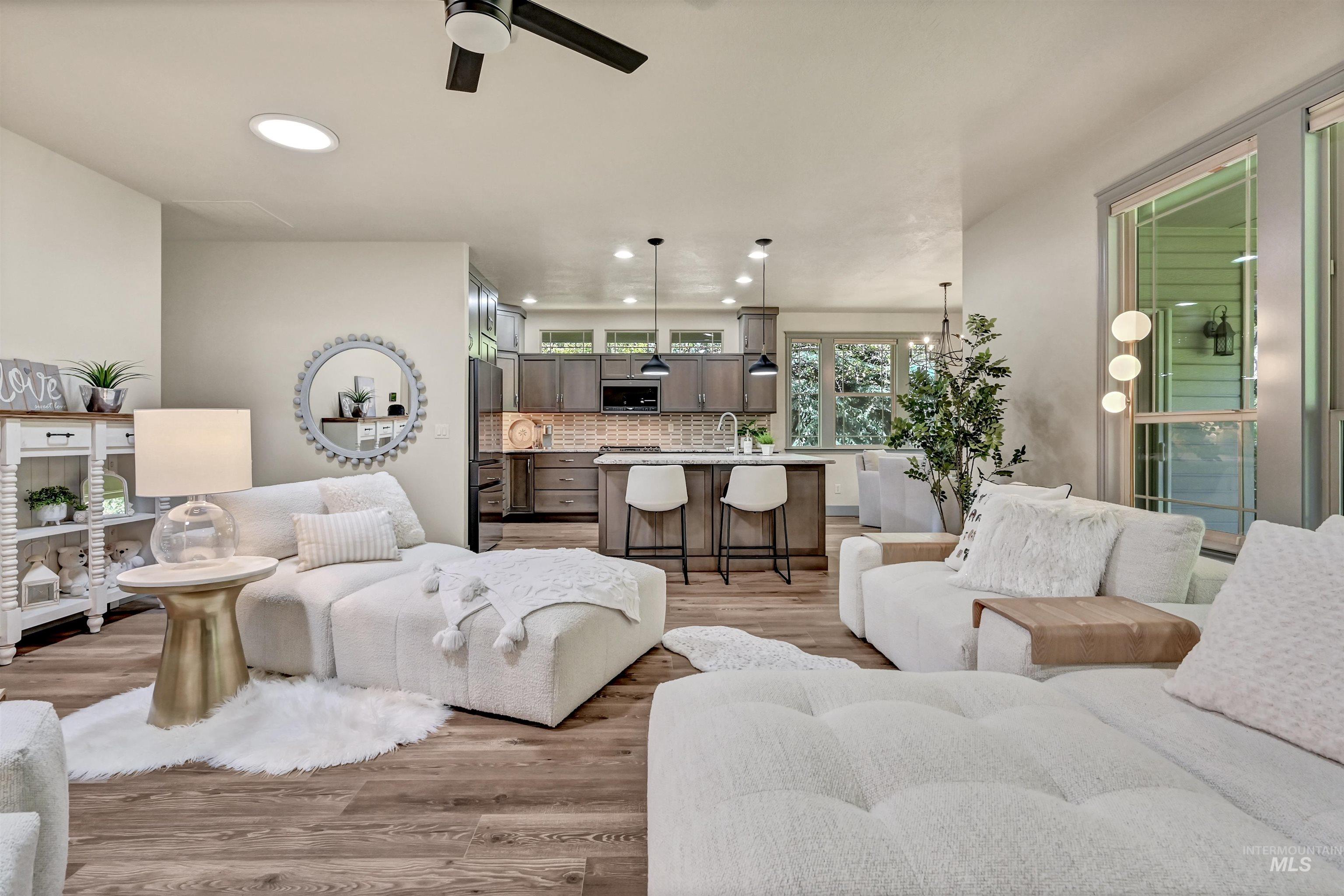 830 E Thunderbird Court, Eagle, Idaho 83616, 3 Bedrooms, 2 Bathrooms, Residential For Sale, Price $650,000, 98991869
