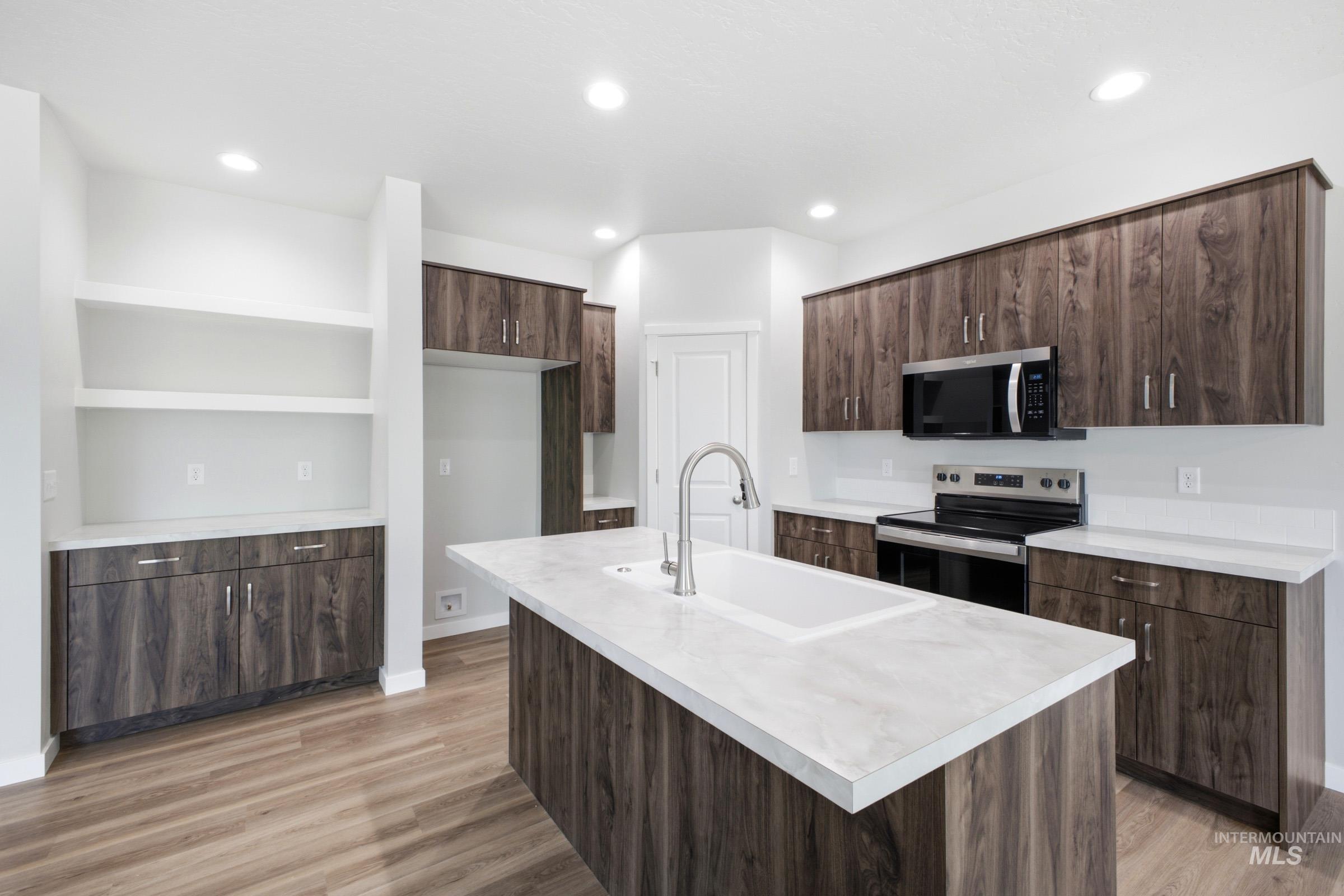14104 Shiny Spruce St, Caldwell, Idaho 83607, 3 Bedrooms, 2 Bathrooms, Residential For Sale, Price $429,990,MLS 98991873