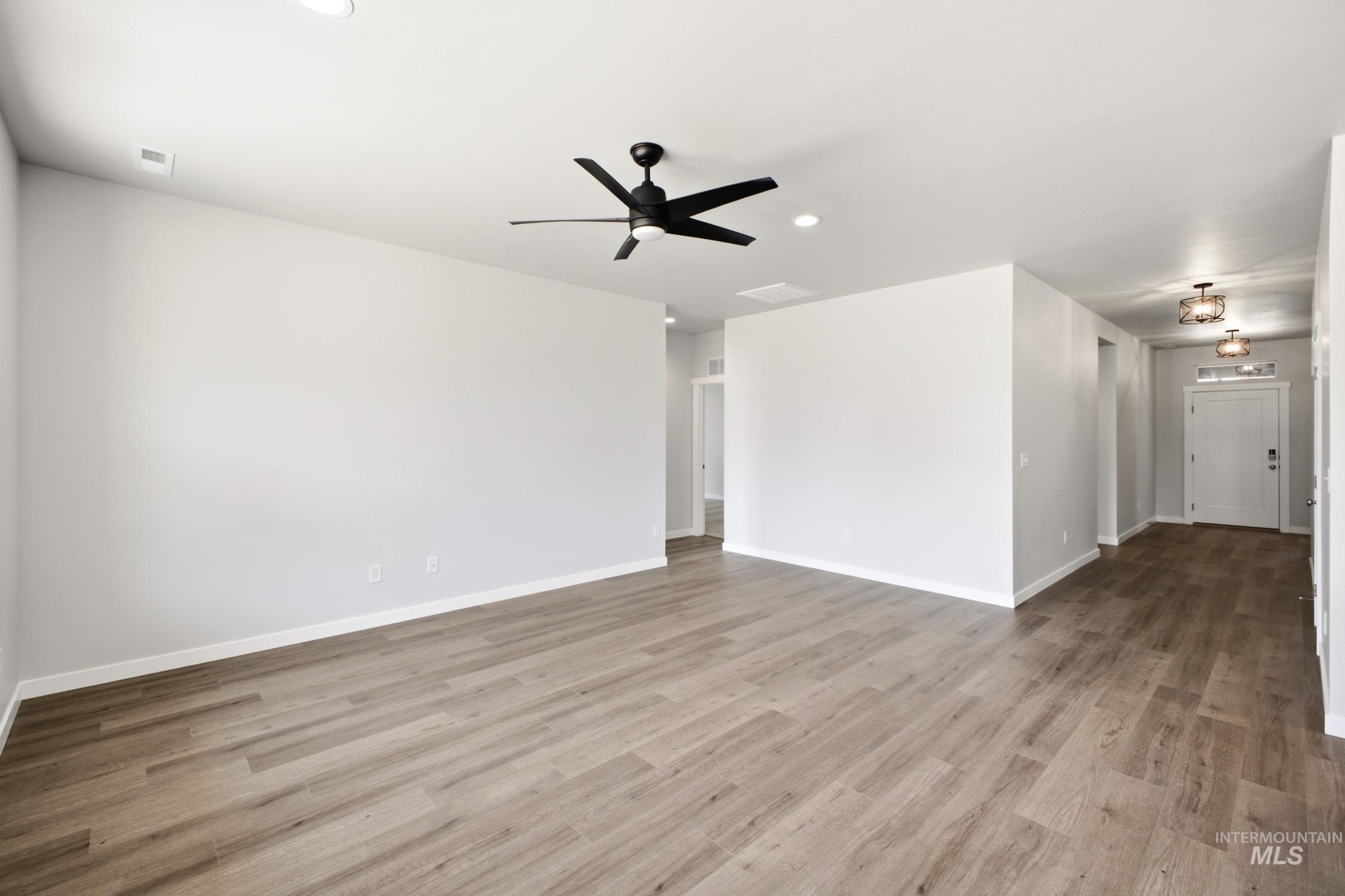 12865 Decatur St, Nampa, Idaho 83651, 4 Bedrooms, 2 Bathrooms, Residential For Sale, Price $469,990,MLS 98991893