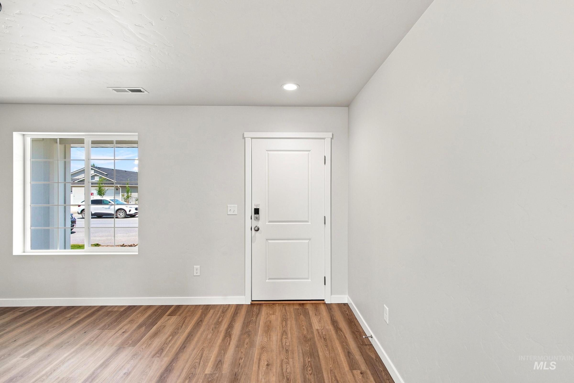 16638 N Shorthorn Lp, Nampa, Idaho 83651, 5 Bedrooms, 3 Bathrooms, Residential For Sale, Price $499,990,MLS 98991897