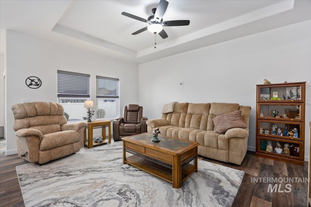 1278 Creekside Way, Twin Falls, Idaho 83301, 3 Bedrooms, 2 Bathrooms, Residential For Sale, Price $439,900, 98991898
