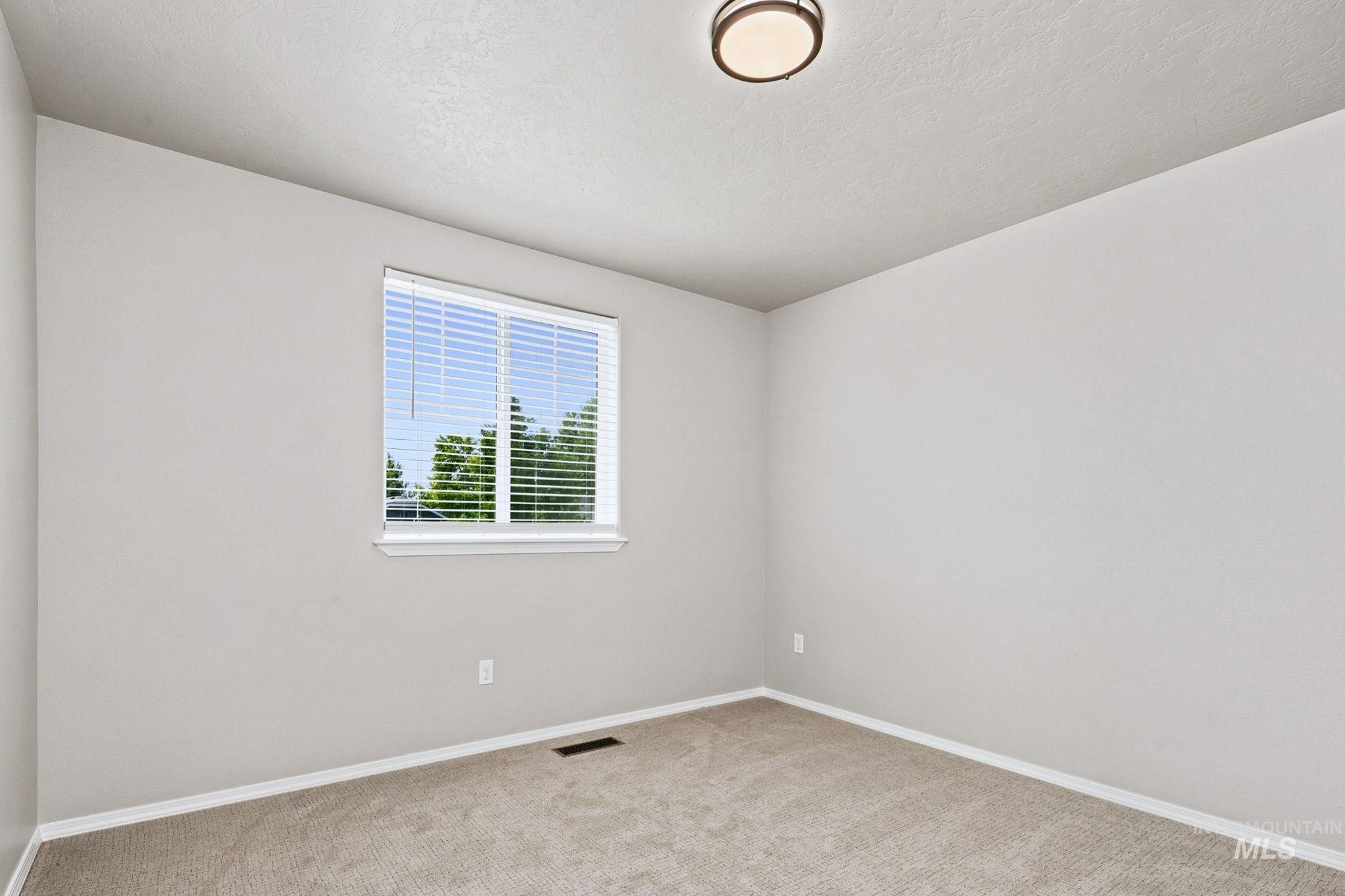 2890 NW 11th Avenue, Meridian, Idaho 83646, 4 Bedrooms, 2.5 Bathrooms, Residential For Sale, Price $649,000,MLS 98991901