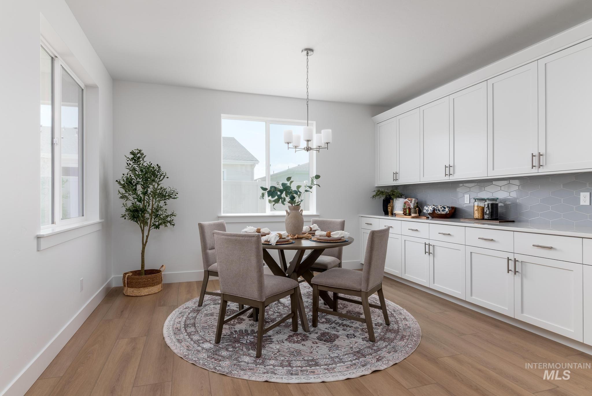 6285 W Snow Currant St, Meridian, Idaho 83646, 3 Bedrooms, 2 Bathrooms, Residential For Sale, Price $559,000, 98991902