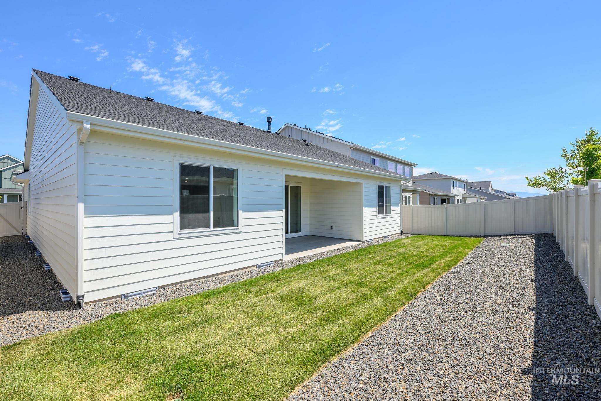 6285 W Snow Currant St, Meridian, Idaho 83646, 3 Bedrooms, 2 Bathrooms, Residential For Sale, Price $559,000, 98991902