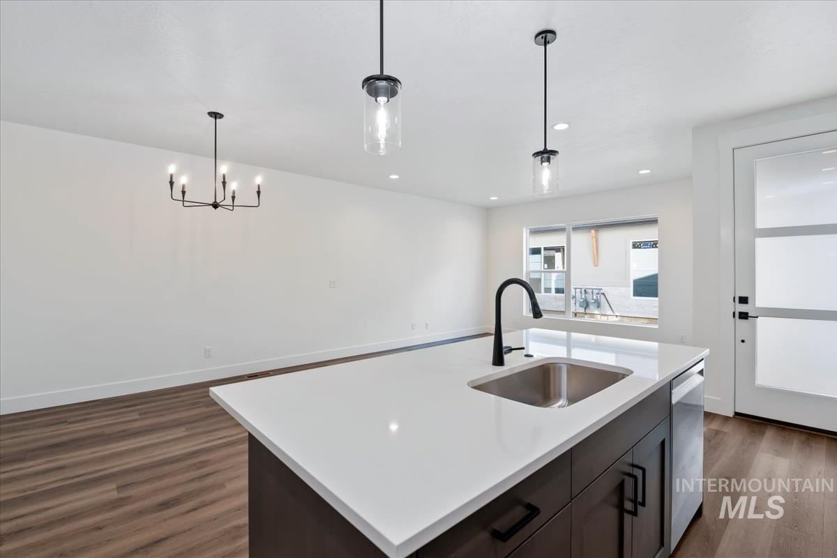 752 S Calhoun Ln., Star, Idaho 83669, 3 Bedrooms, 2.5 Bathrooms, Residential For Sale, Price $404,880, 98991904