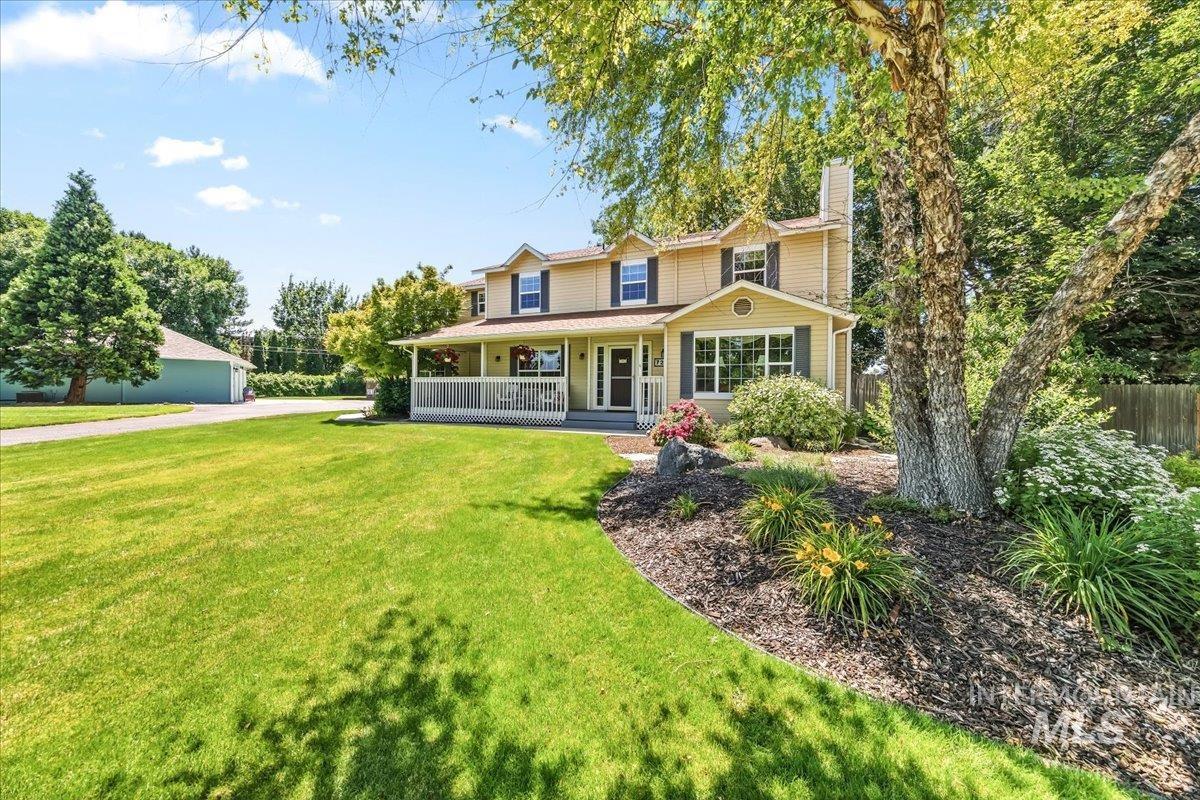 7201 W El Caballo Dr, Boise, Idaho 83704-7323, 4 Bedrooms, 2.5 Bathrooms, Residential For Sale, Price $799,900, 98991908