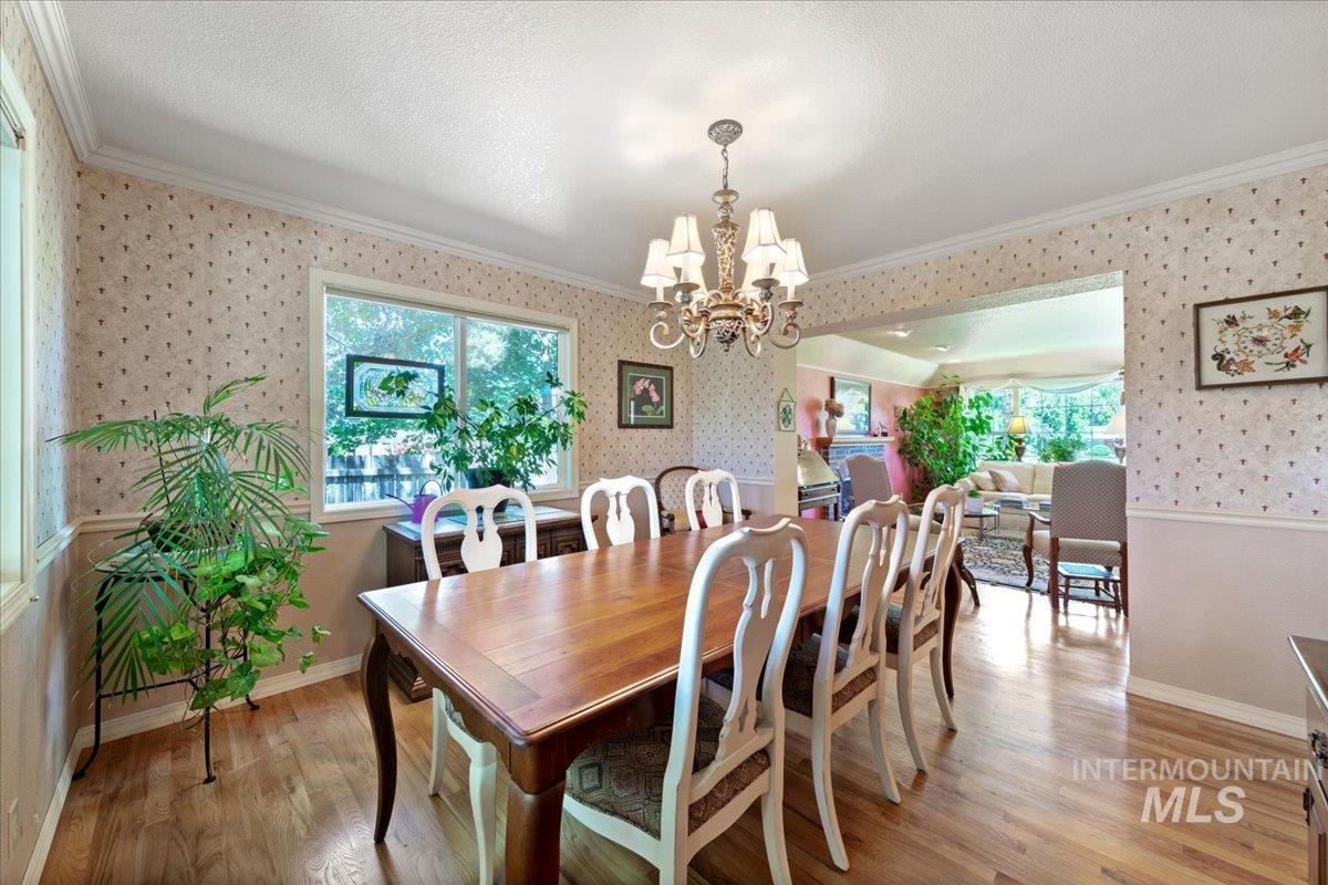 7201 W El Caballo Dr, Boise, Idaho 83704-7323, 4 Bedrooms, 2.5 Bathrooms, Residential For Sale, Price $799,900, 98991908