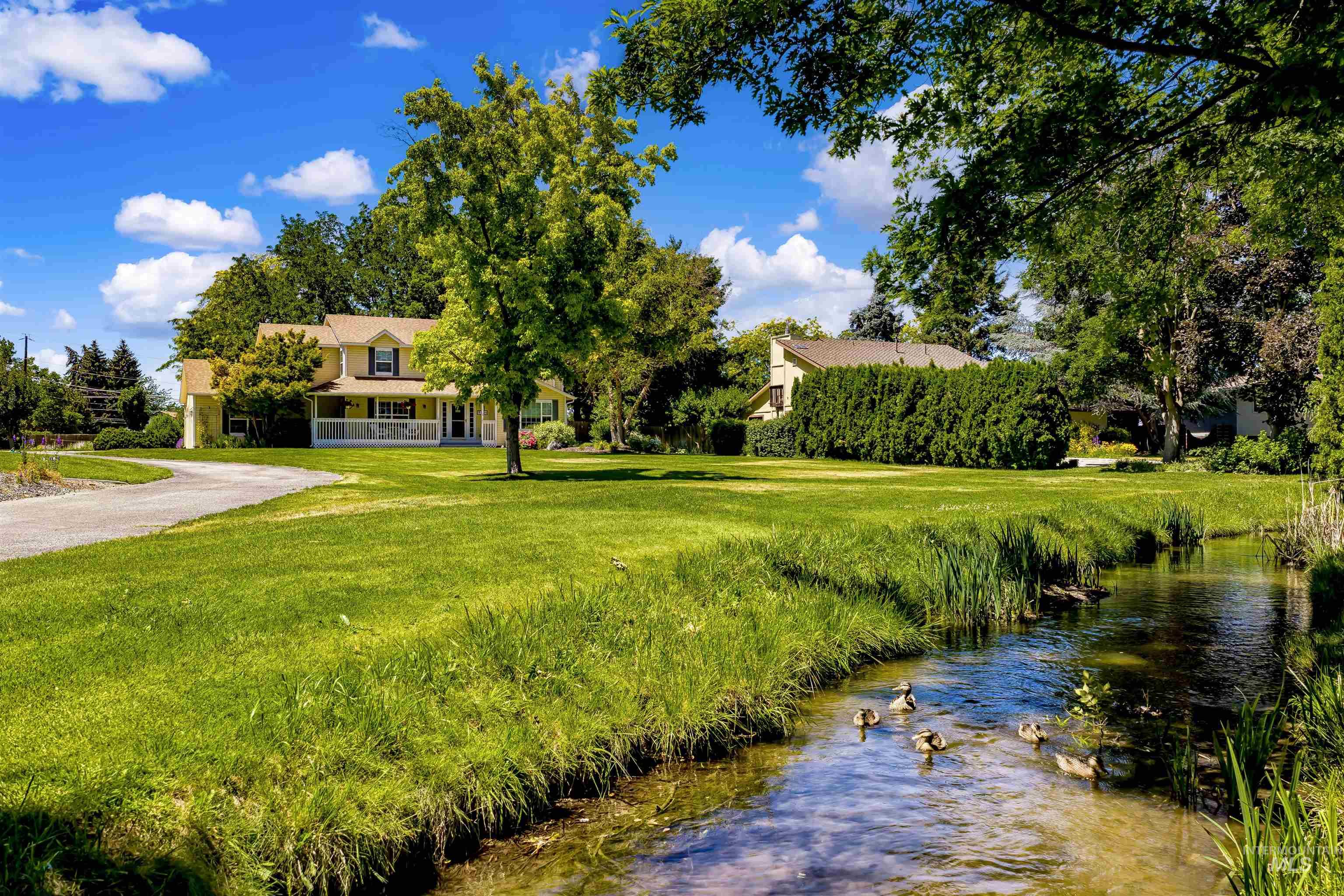 7201 W El Caballo Dr, Boise, Idaho 83704-7323, 4 Bedrooms, 2.5 Bathrooms, Residential For Sale, Price $799,900, 98991908