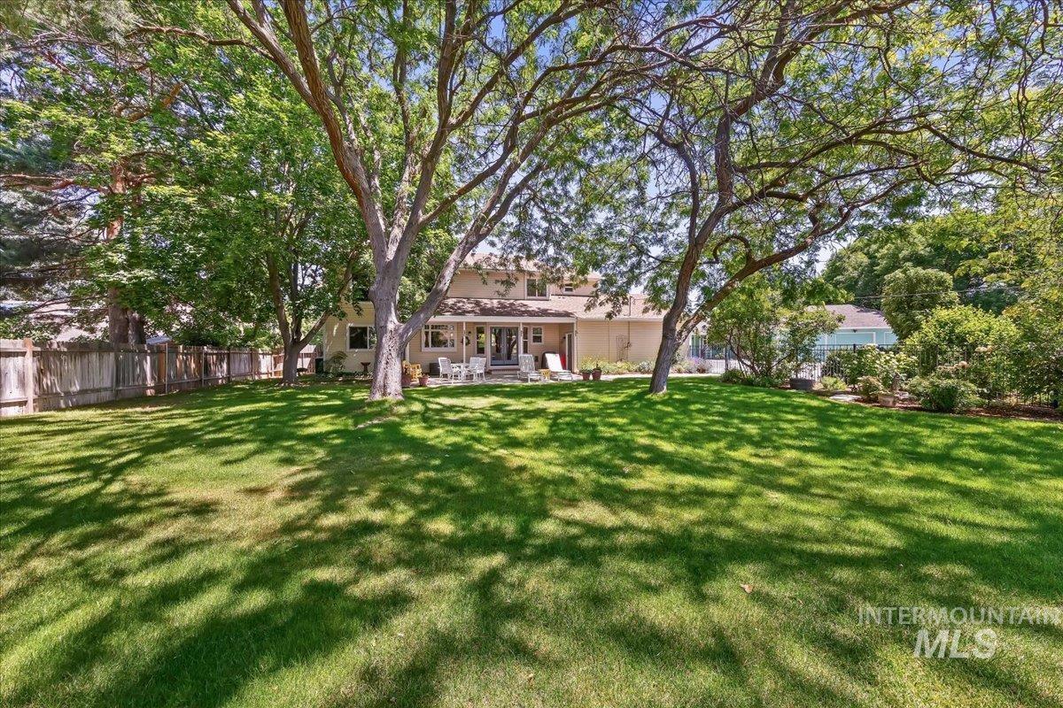 7201 W El Caballo Dr, Boise, Idaho 83704-7323, 4 Bedrooms, 2.5 Bathrooms, Residential For Sale, Price $799,900, 98991908