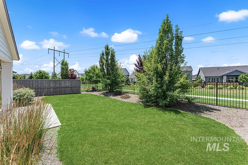 18415 Hush Creek Way, Nampa, Idaho 83687, 3 Bedrooms, 2 Bathrooms, Residential For Sale, Price $439,900, 98991909