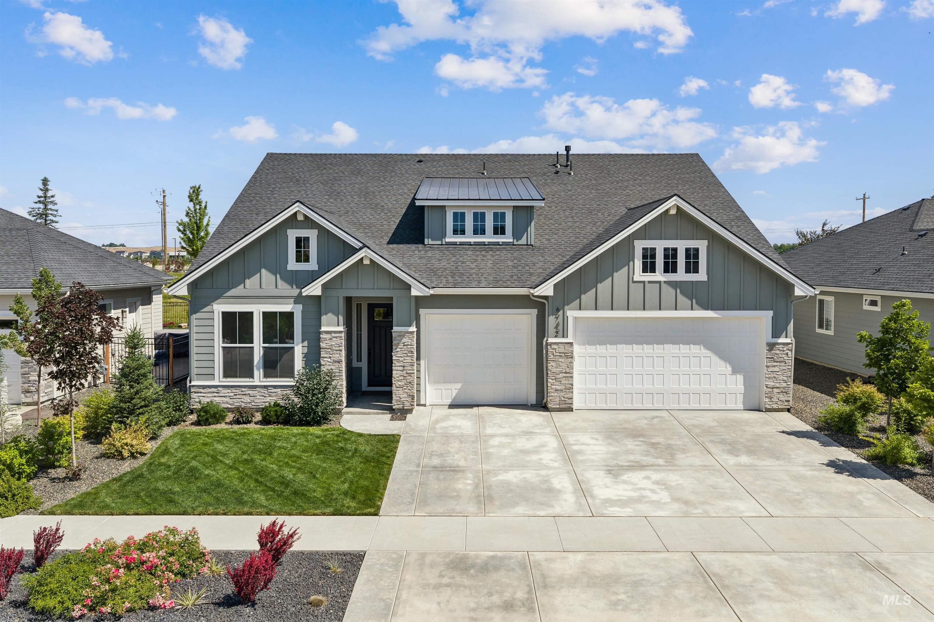 6742 W Piaffe St, Eagle, Idaho 83616, 3 Bedrooms, 2 Bathrooms, Residential For Sale, Price $749,990,MLS 98991913