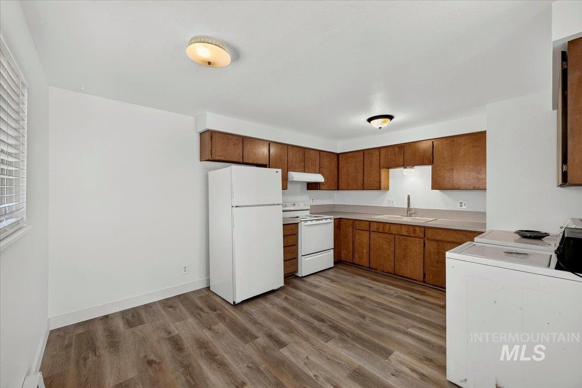 409 17th Avenue N, Nampa, Idaho 83687, 2 Bedrooms, 1 Bathroom, Residential Income For Sale, Price $399,900,MLS 98991916