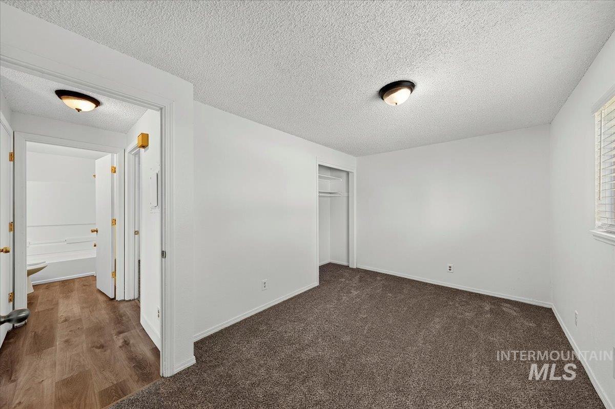 409 17th Avenue N, Nampa, Idaho 83687, 2 Bedrooms, 1 Bathroom, Residential Income For Sale, Price $399,900,MLS 98991916