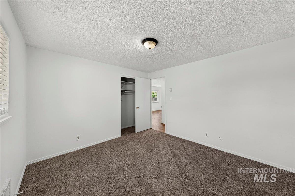 409 17th Avenue N, Nampa, Idaho 83687, 2 Bedrooms, 1 Bathroom, Residential Income For Sale, Price $399,900,MLS 98991916