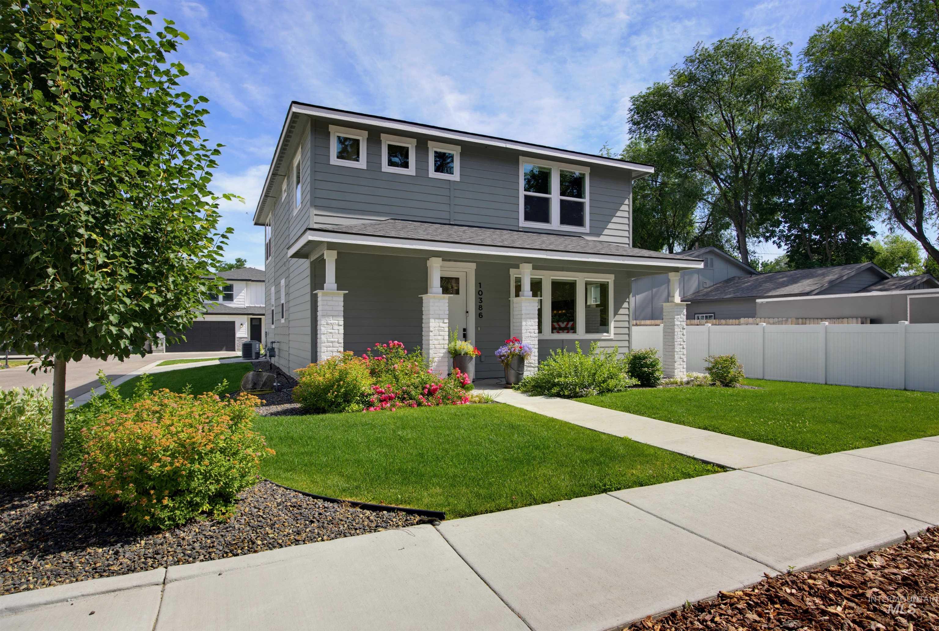 10386 W Shields Ave, Boise, Idaho 83714, 3 Bedrooms, 2.5 Bathrooms, Residential For Sale, Price $579,900,MLS 98991917