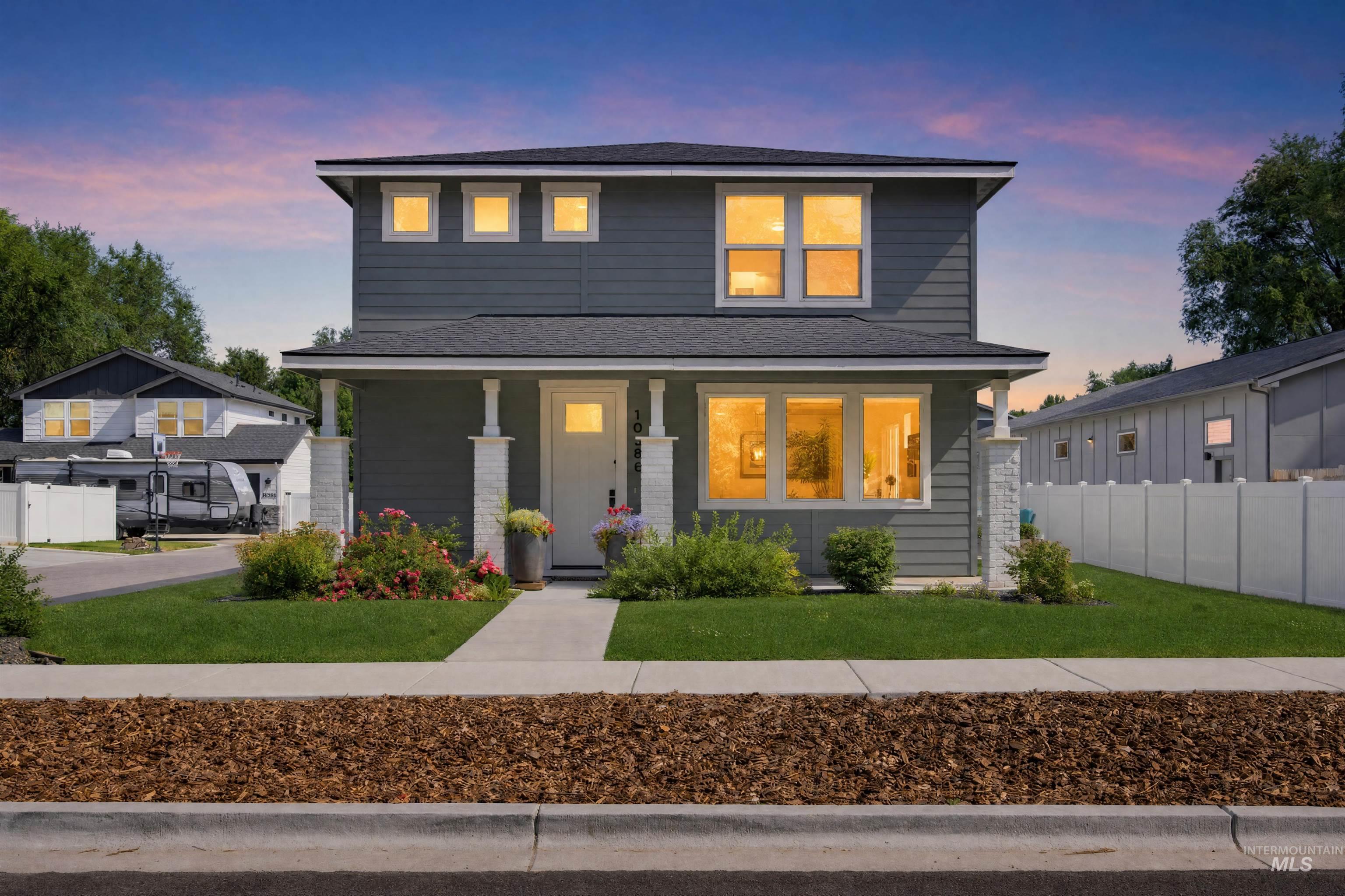 10386 W Shields Ave, Boise, Idaho 83714, 3 Bedrooms, 2.5 Bathrooms, Residential For Sale, Price $579,900,MLS 98991917