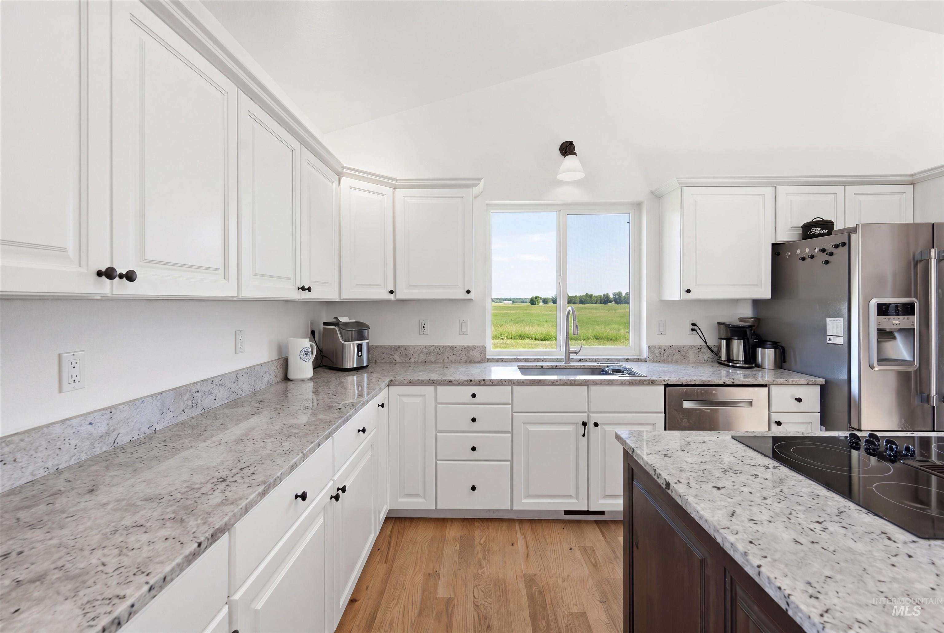 5595 Cascade Rd, Emmett, Idaho 83617, 3 Bedrooms, 3.5 Bathrooms, Residential For Sale, Price $1,799,900, 98991919