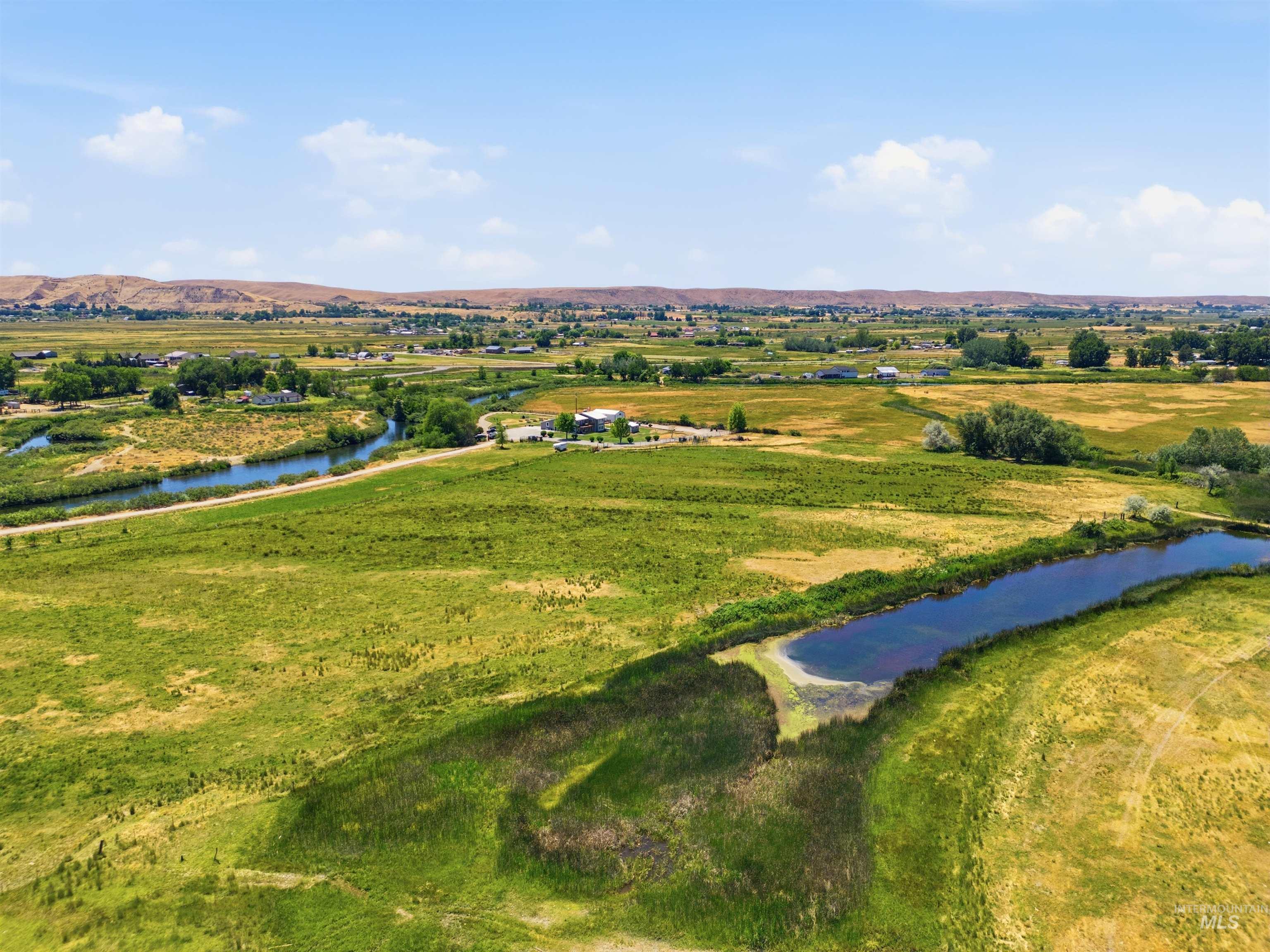 5595 Cascade Rd, Emmett, Idaho 83617, 3 Bedrooms, 3.5 Bathrooms, Residential For Sale, Price $1,799,900, 98991919