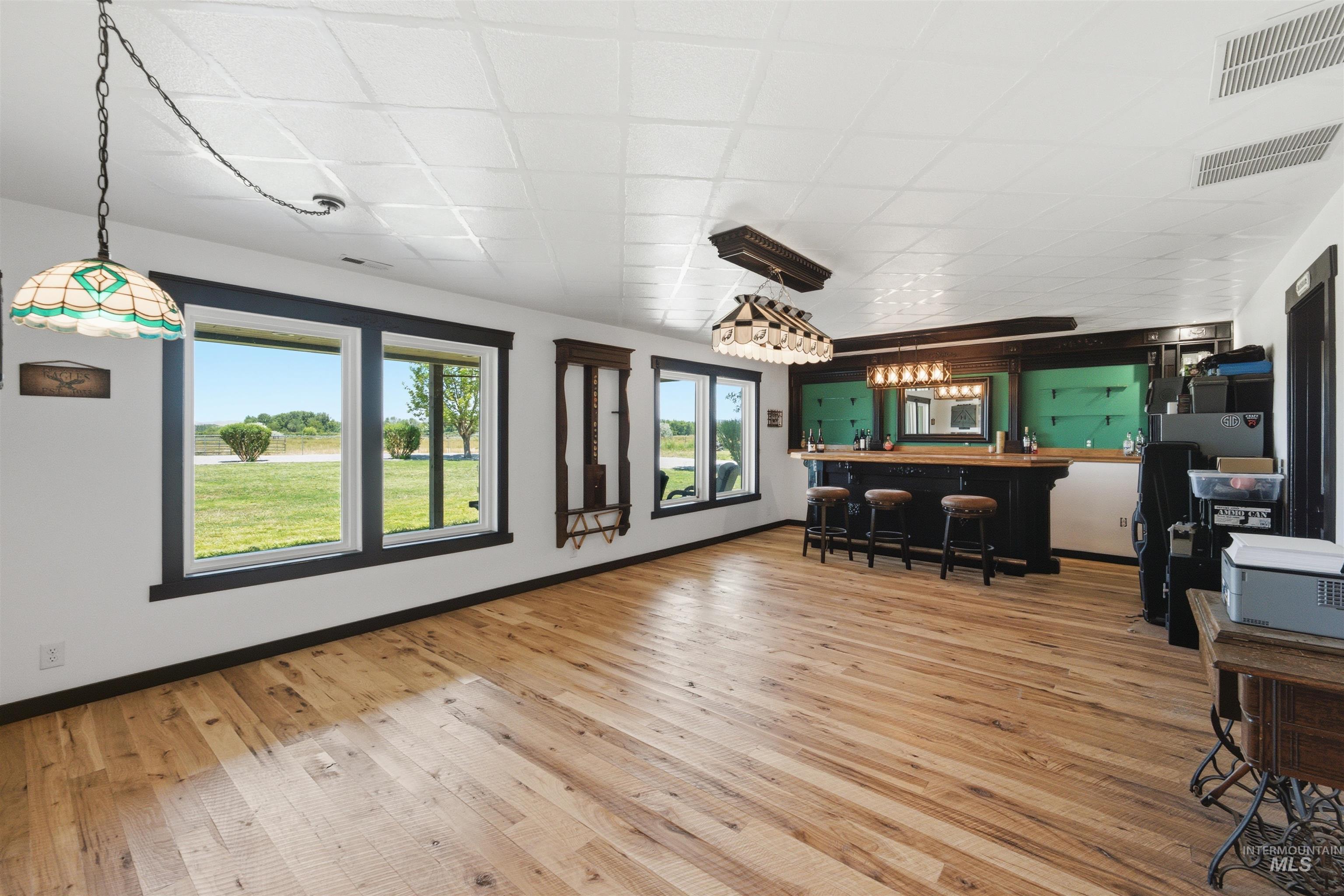 5595 Cascade Rd, Emmett, Idaho 83617, 3 Bedrooms, 3.5 Bathrooms, Residential For Sale, Price $1,799,900, 98991919