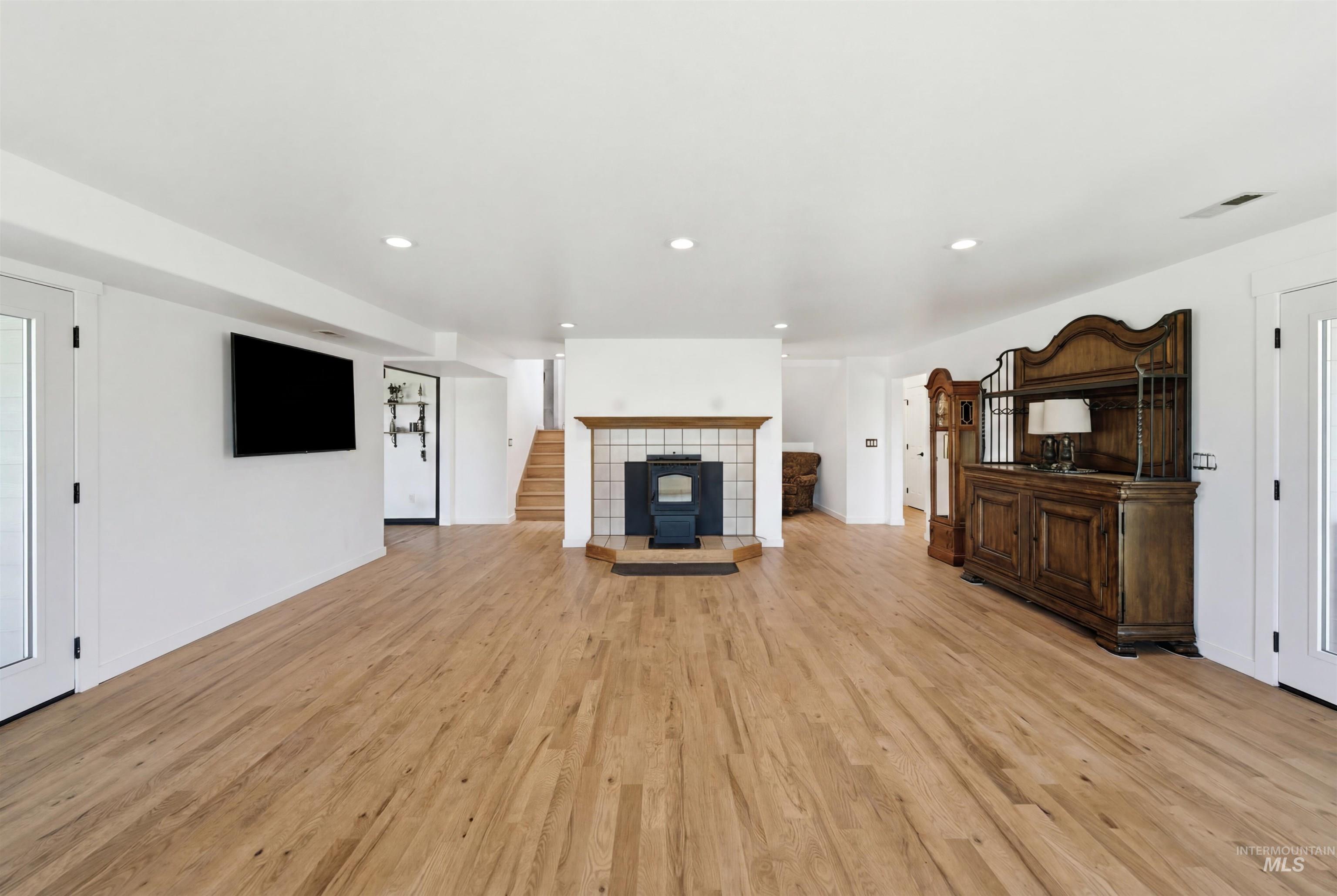 5595 Cascade Rd, Emmett, Idaho 83617, 3 Bedrooms, 3.5 Bathrooms, Residential For Sale, Price $1,799,900, 98991919