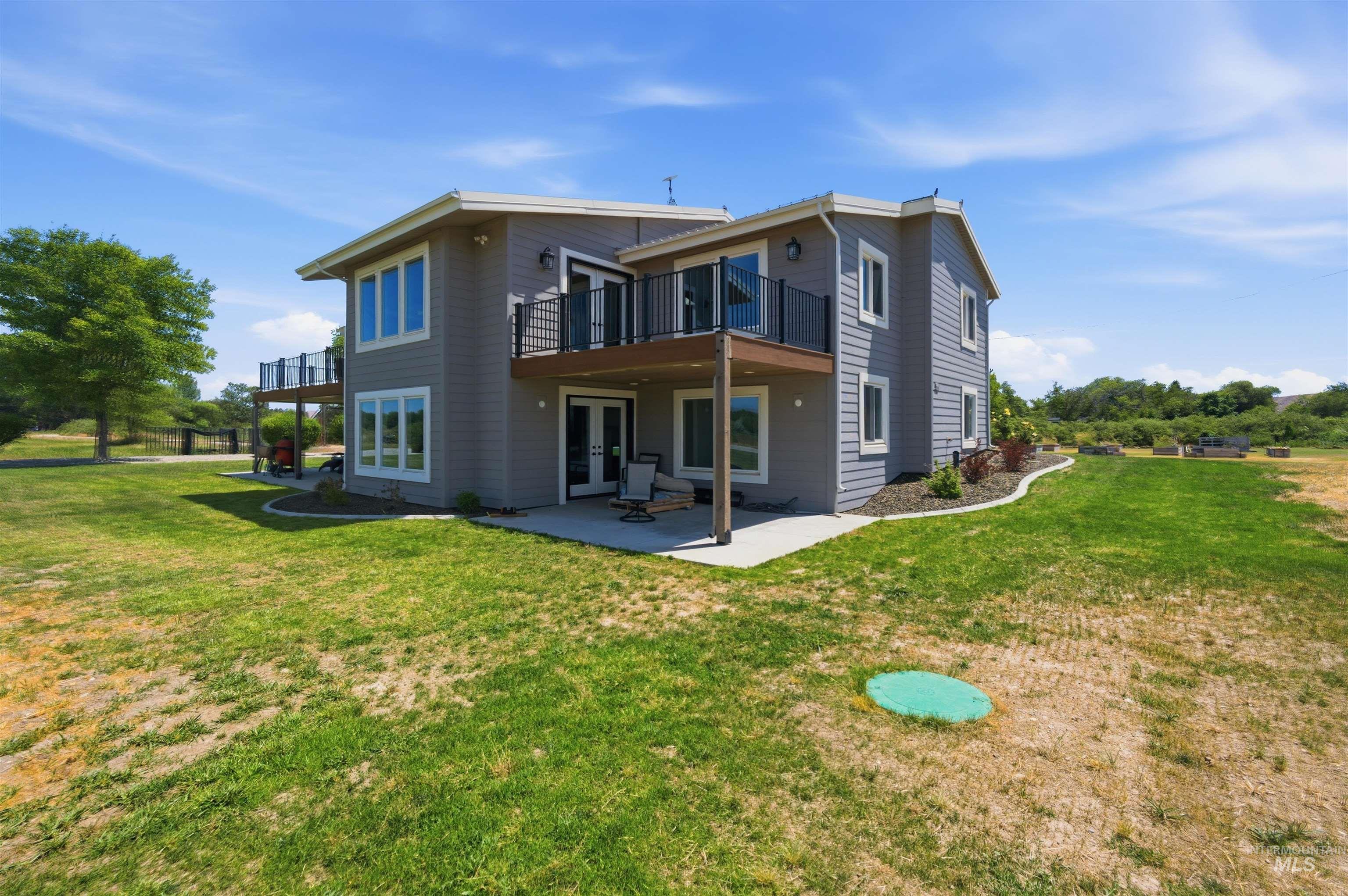 5595 Cascade Rd, Emmett, Idaho 83617, 3 Bedrooms, 3.5 Bathrooms, Residential For Sale, Price $1,799,900, 98991919