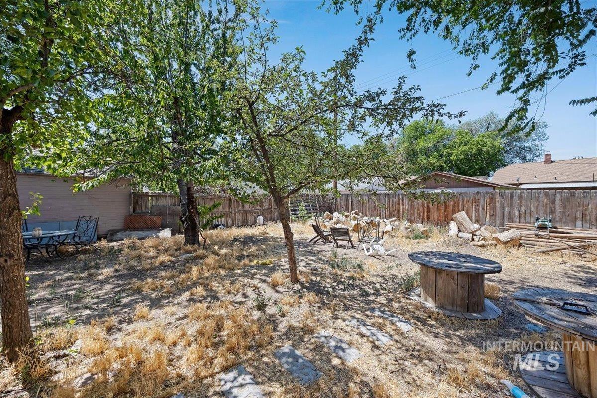 267 Pierce St, Twin Falls, Idaho 83301, 3 Bedrooms, 2 Bathrooms, Residential For Sale, Price $320,000,MLS 98991921