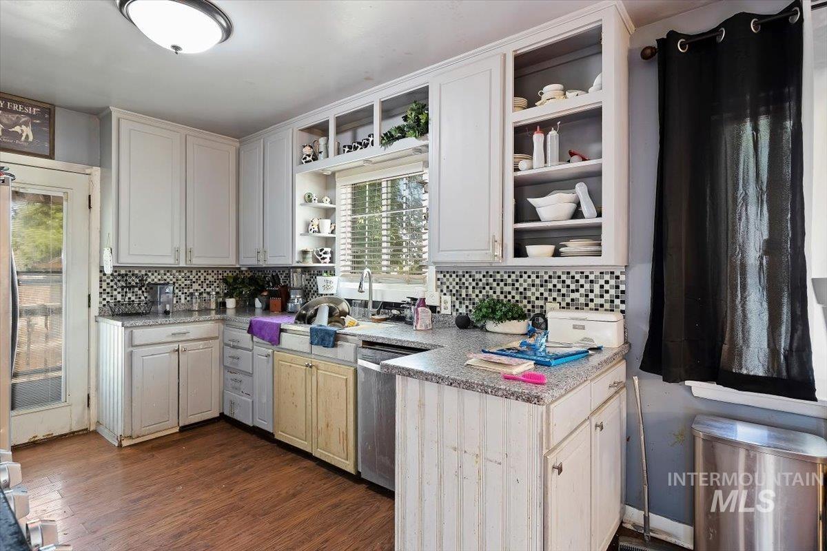 267 Pierce St, Twin Falls, Idaho 83301, 3 Bedrooms, 2 Bathrooms, Residential For Sale, Price $320,000,MLS 98991921