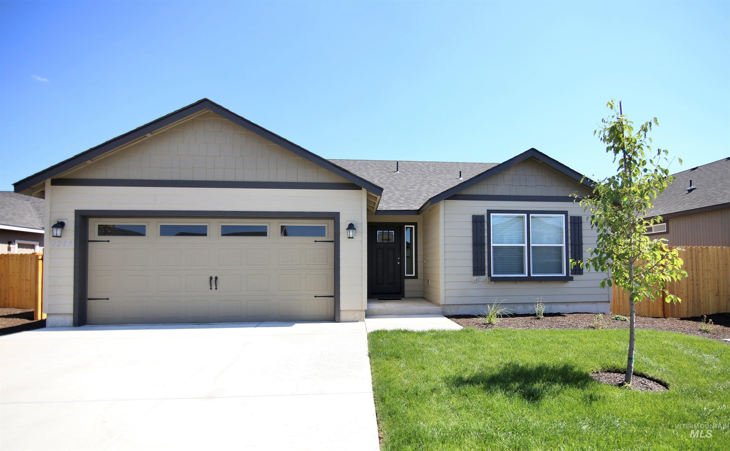 556 Brads Place, Twin Falls, Idaho 83301, 3 Bedrooms, 2 Bathrooms, Residential For Sale, Price $379,990,MLS 98991922