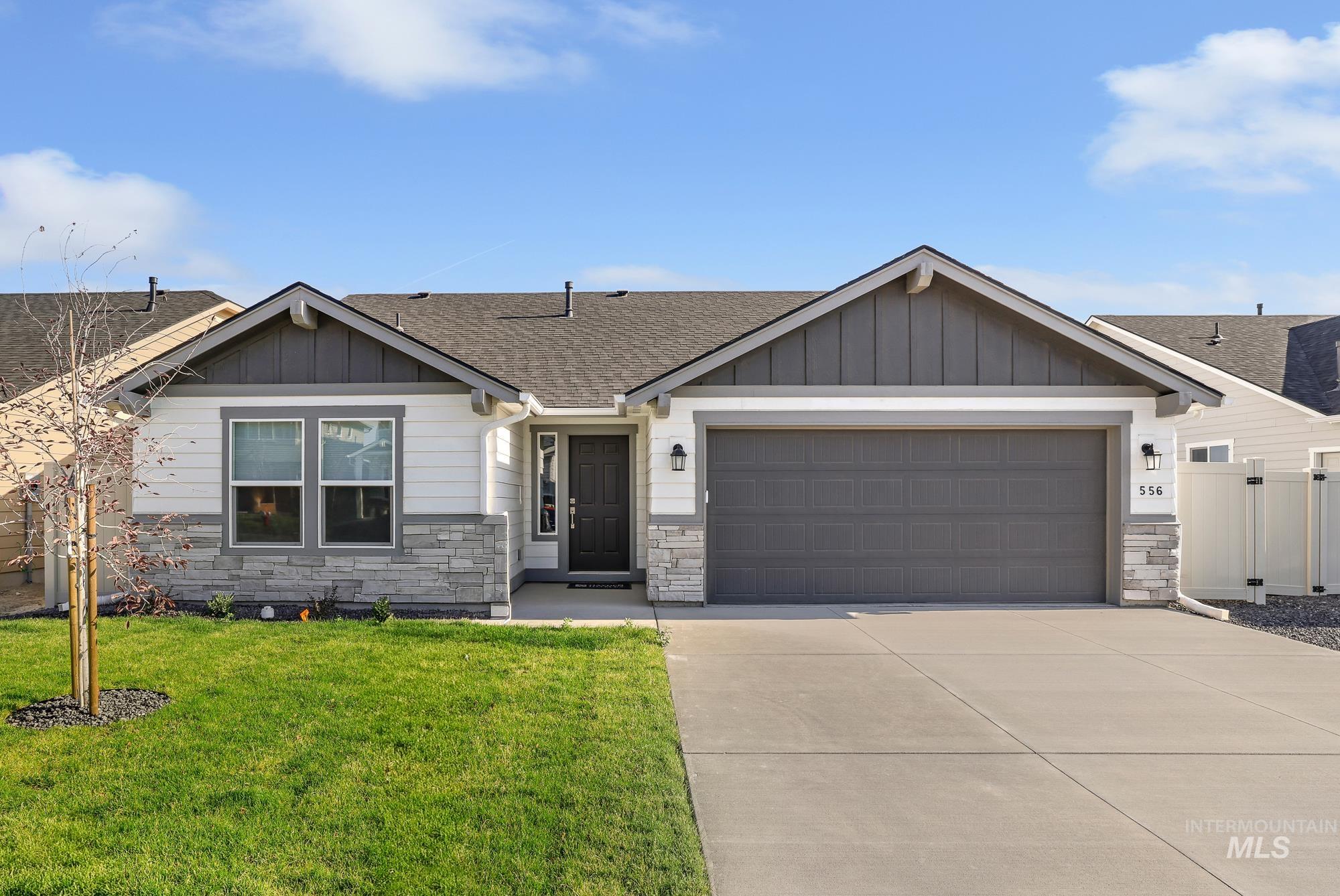 556 Brads Place, Twin Falls, Idaho 83301, 3 Bedrooms, 2 Bathrooms, Residential For Sale, Price $379,990,MLS 98991922