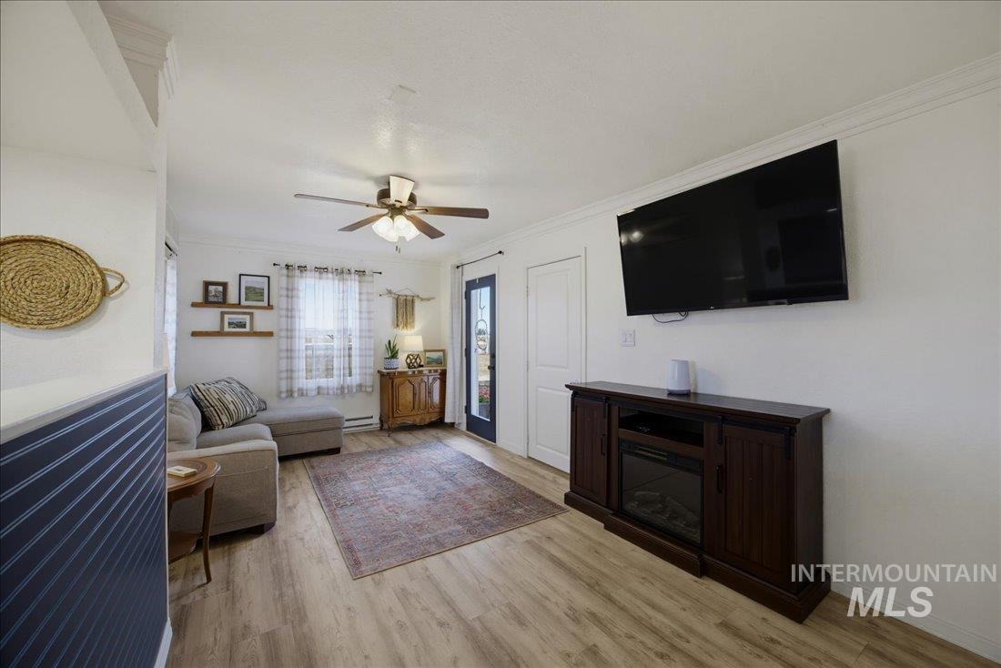 7519 E Locust Ln, Nampa, Idaho 83687, 2 Bedrooms, 1 Bathroom, Residential For Sale, Price $399,900,MLS 98991924