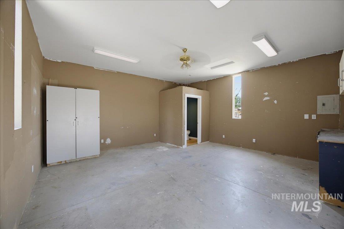 7519 E Locust Ln, Nampa, Idaho 83687, 2 Bedrooms, 1 Bathroom, Residential For Sale, Price $399,900,MLS 98991924