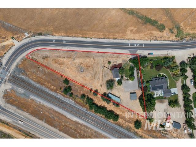 7519 E Locust Ln, Nampa, Idaho 83687, 2 Bedrooms, 1 Bathroom, Residential For Sale, Price $399,900,MLS 98991924