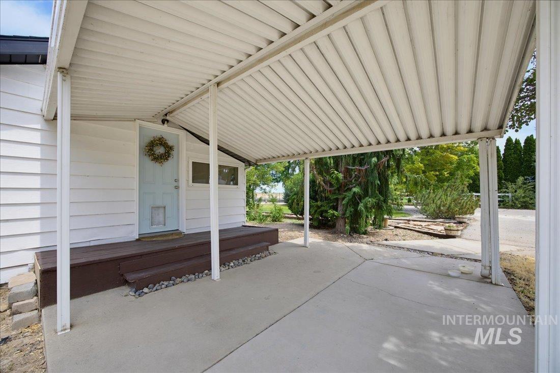 7519 E Locust Ln, Nampa, Idaho 83687, 2 Bedrooms, 1 Bathroom, Residential For Sale, Price $399,900,MLS 98991924