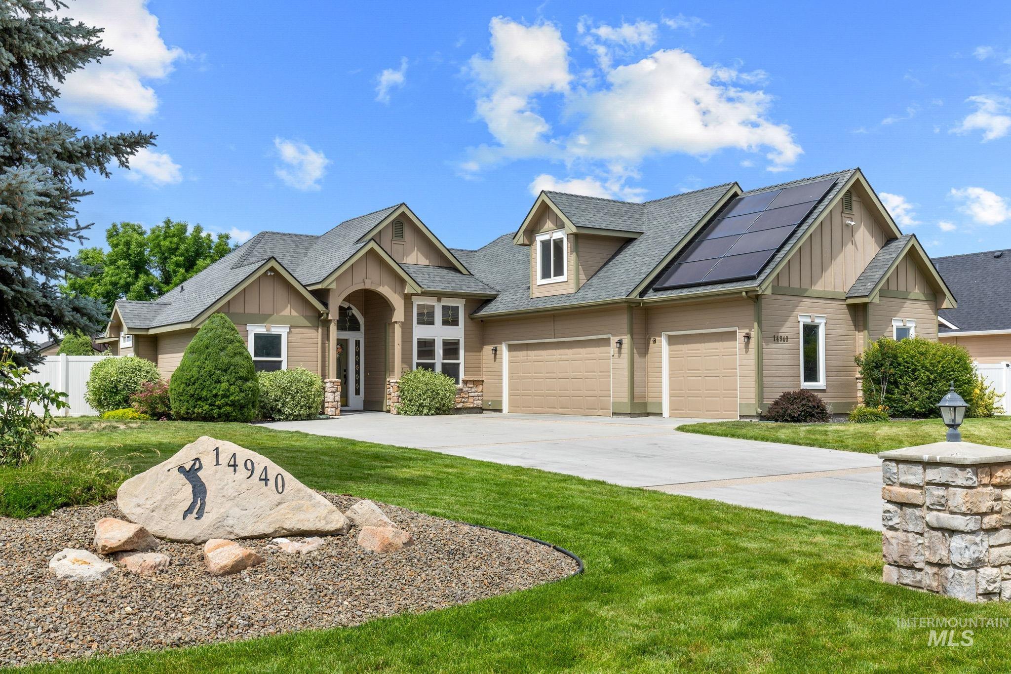 14940 Alkmaar St, Caldwell, Idaho 83607, 3 Bedrooms, 2 Bathrooms, Residential For Sale, Price $589,000,MLS 98991925
