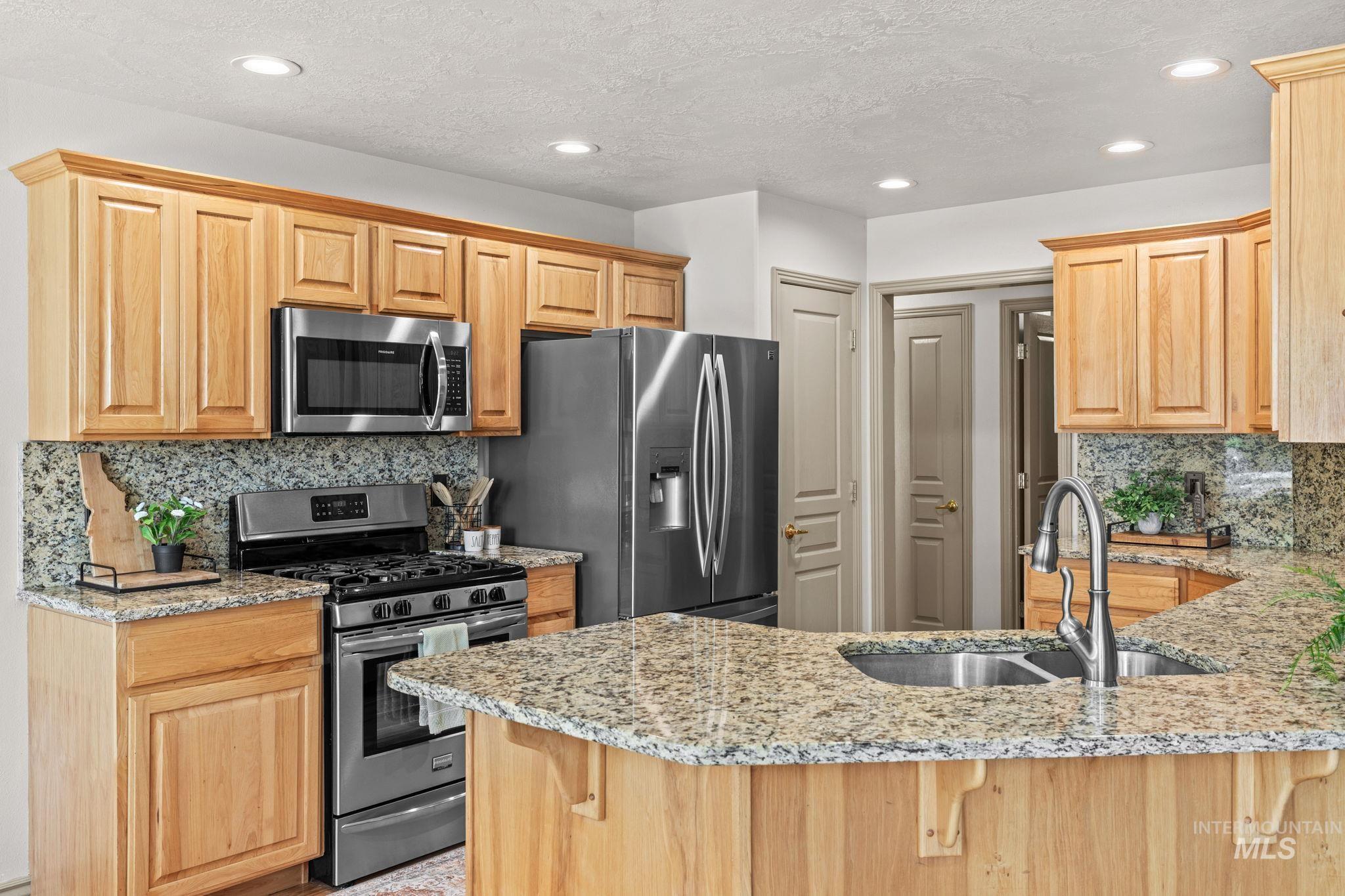 14940 Alkmaar St, Caldwell, Idaho 83607, 3 Bedrooms, 2 Bathrooms, Residential For Sale, Price $589,000,MLS 98991925