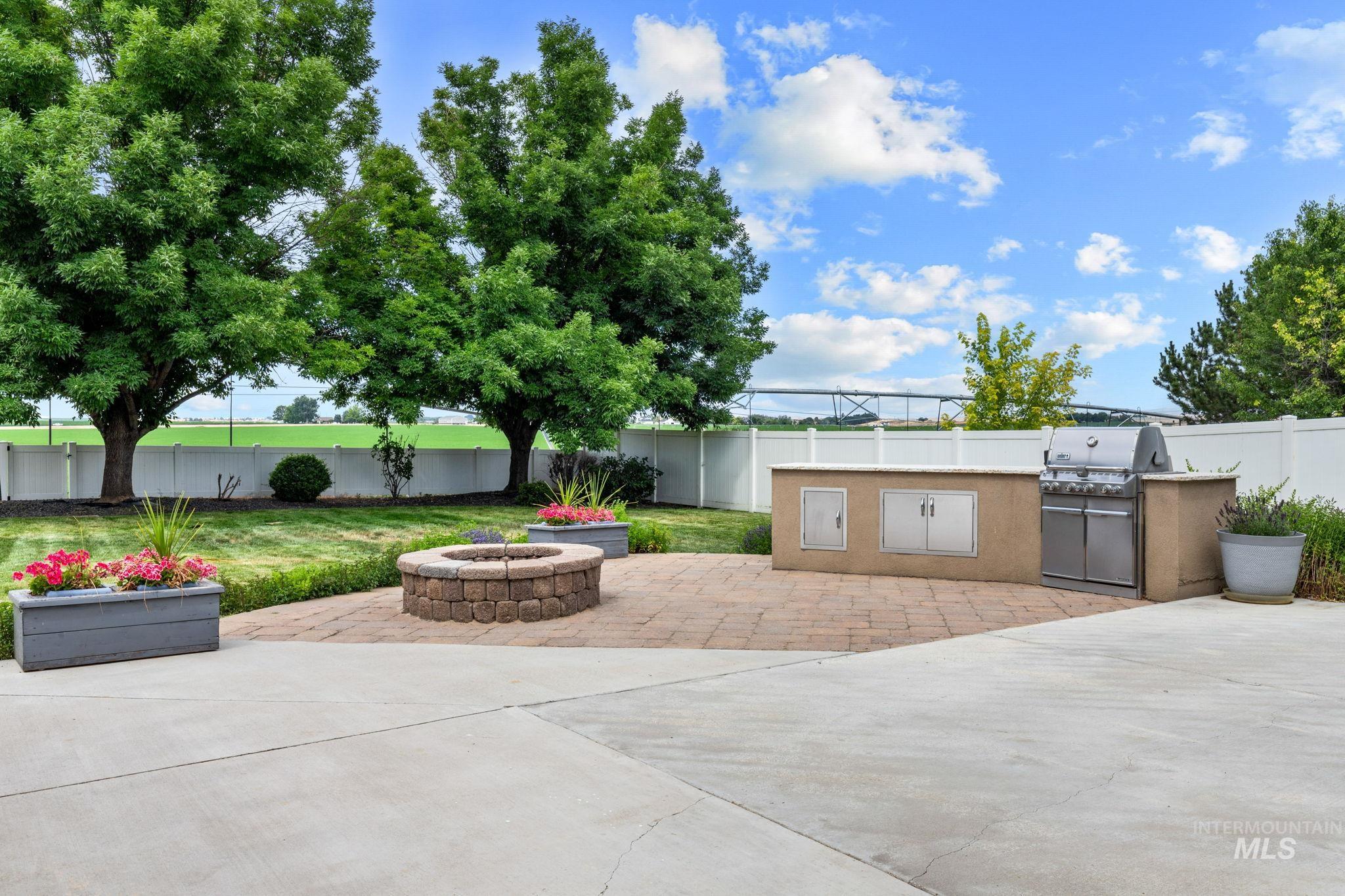 14940 Alkmaar St, Caldwell, Idaho 83607, 3 Bedrooms, 2 Bathrooms, Residential For Sale, Price $589,000,MLS 98991925